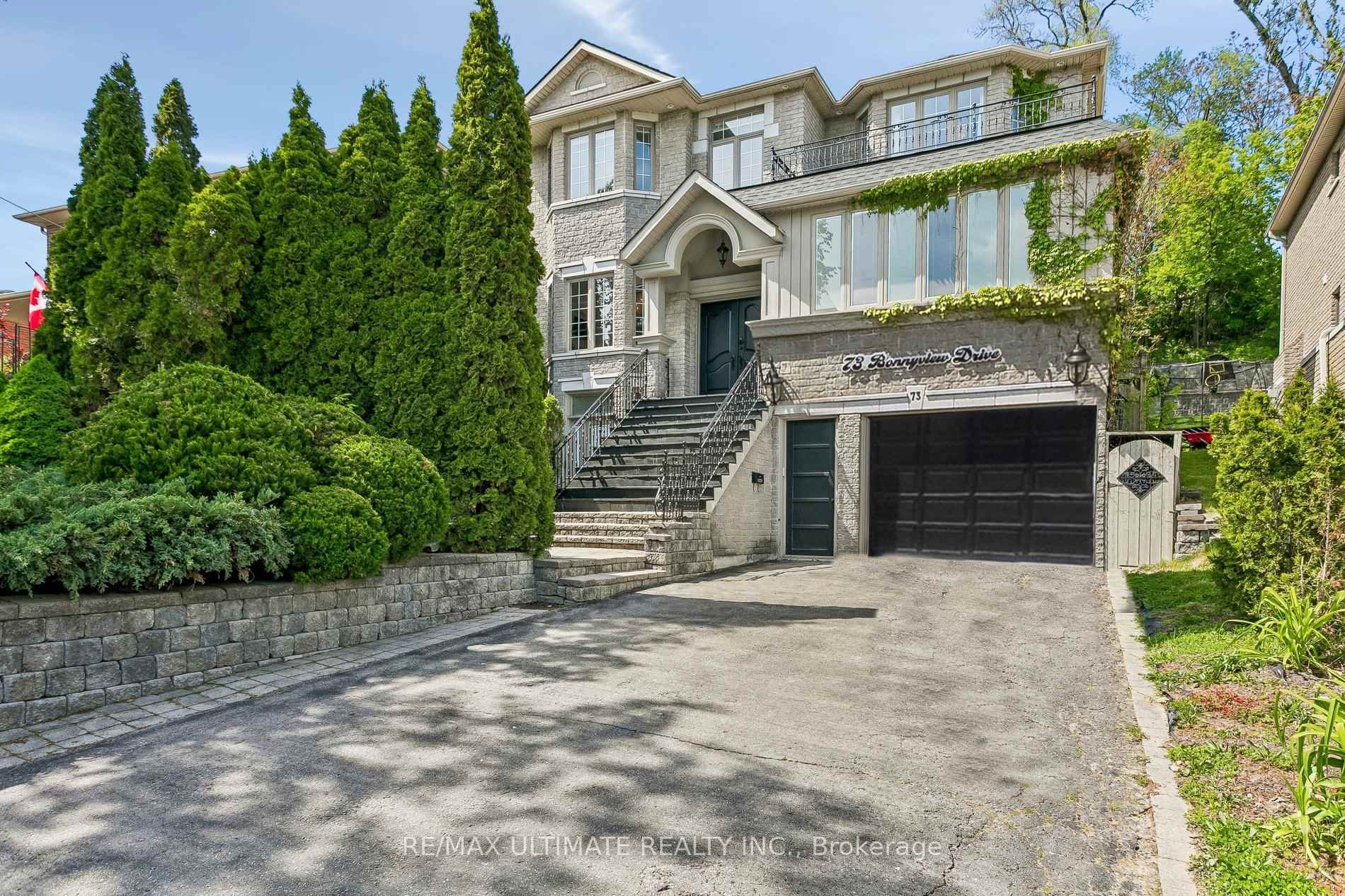 Photo 7 of 73 Bonnyview Drive, Etobicoke, Stonegate-Queensway — HOMEH