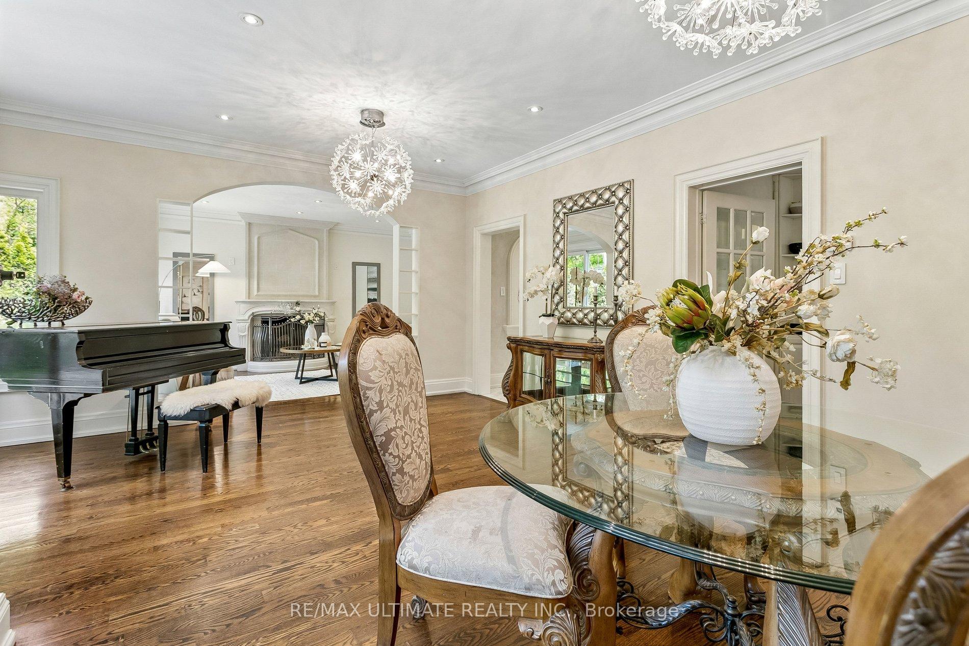 Photo 19 of 73 Bonnyview Drive, Etobicoke, Stonegate-Queensway — HOMEH