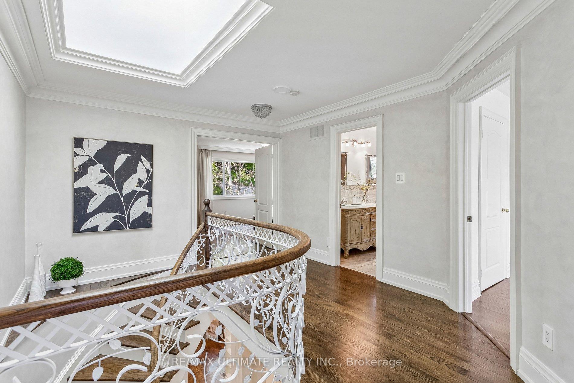 Photo 26 of 73 Bonnyview Drive, Etobicoke, Stonegate-Queensway — HOMEH