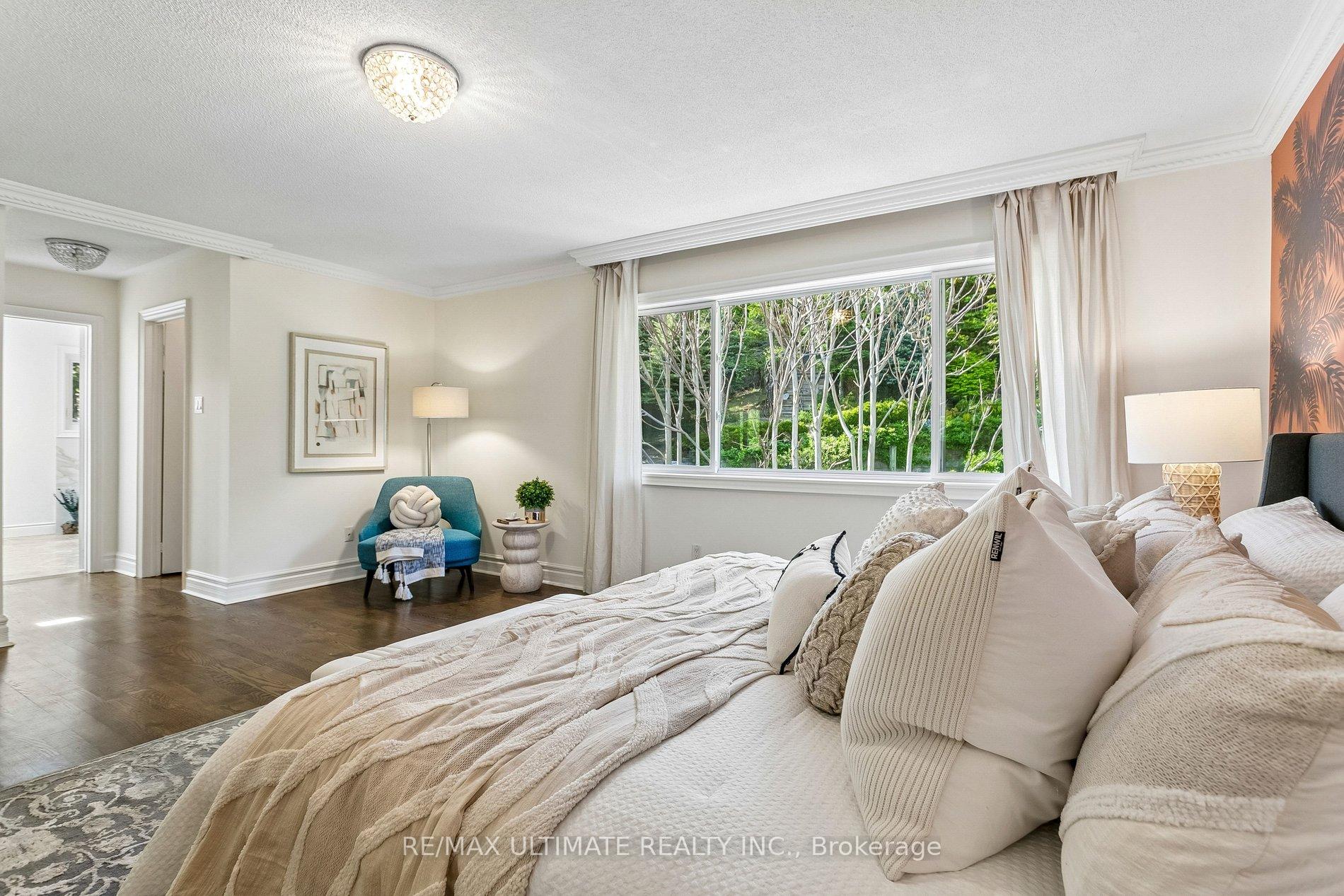 Photo 28 of 73 Bonnyview Drive, Etobicoke, Stonegate-Queensway — HOMEH