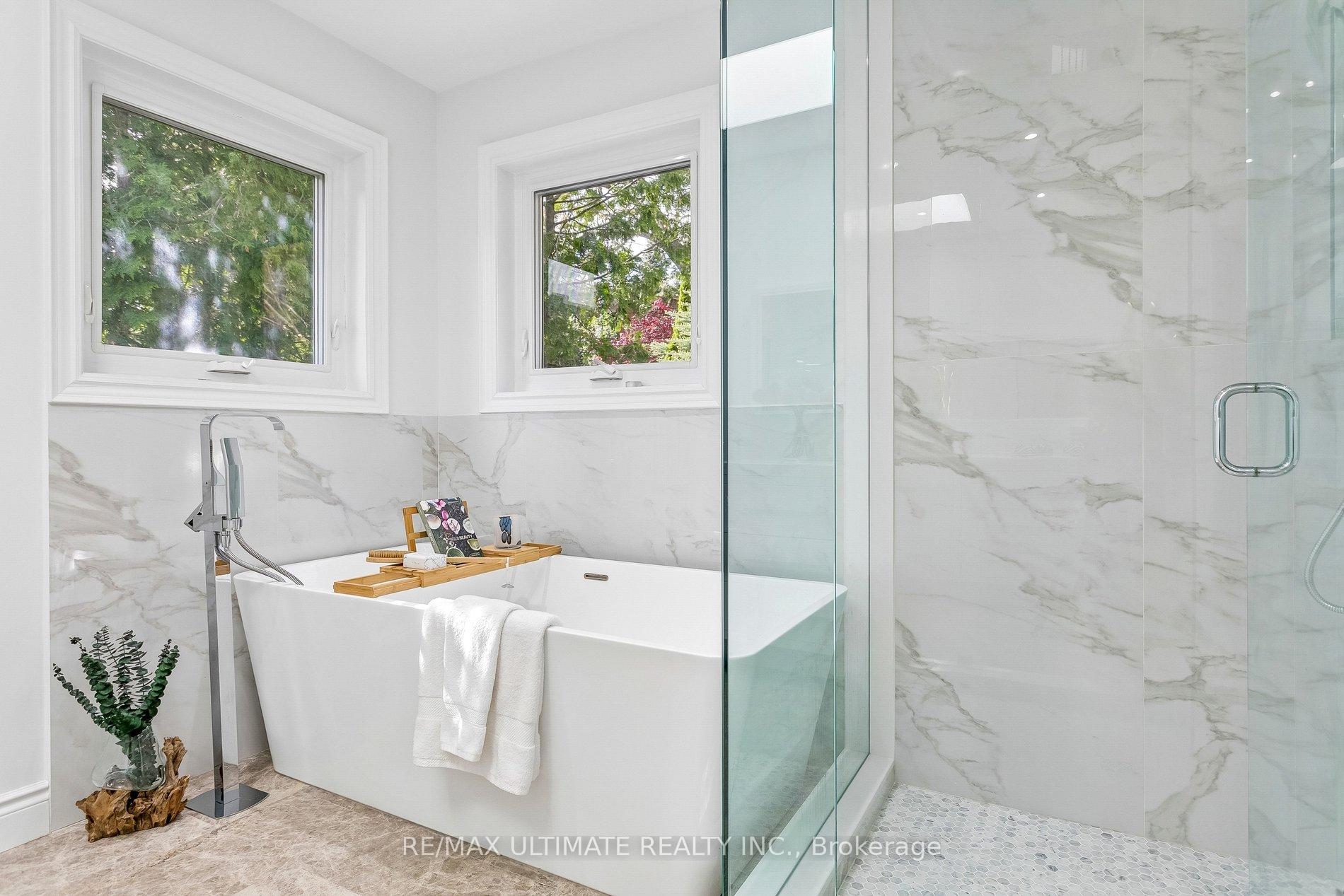 Photo 31 of 73 Bonnyview Drive, Etobicoke, Stonegate-Queensway — HOMEH