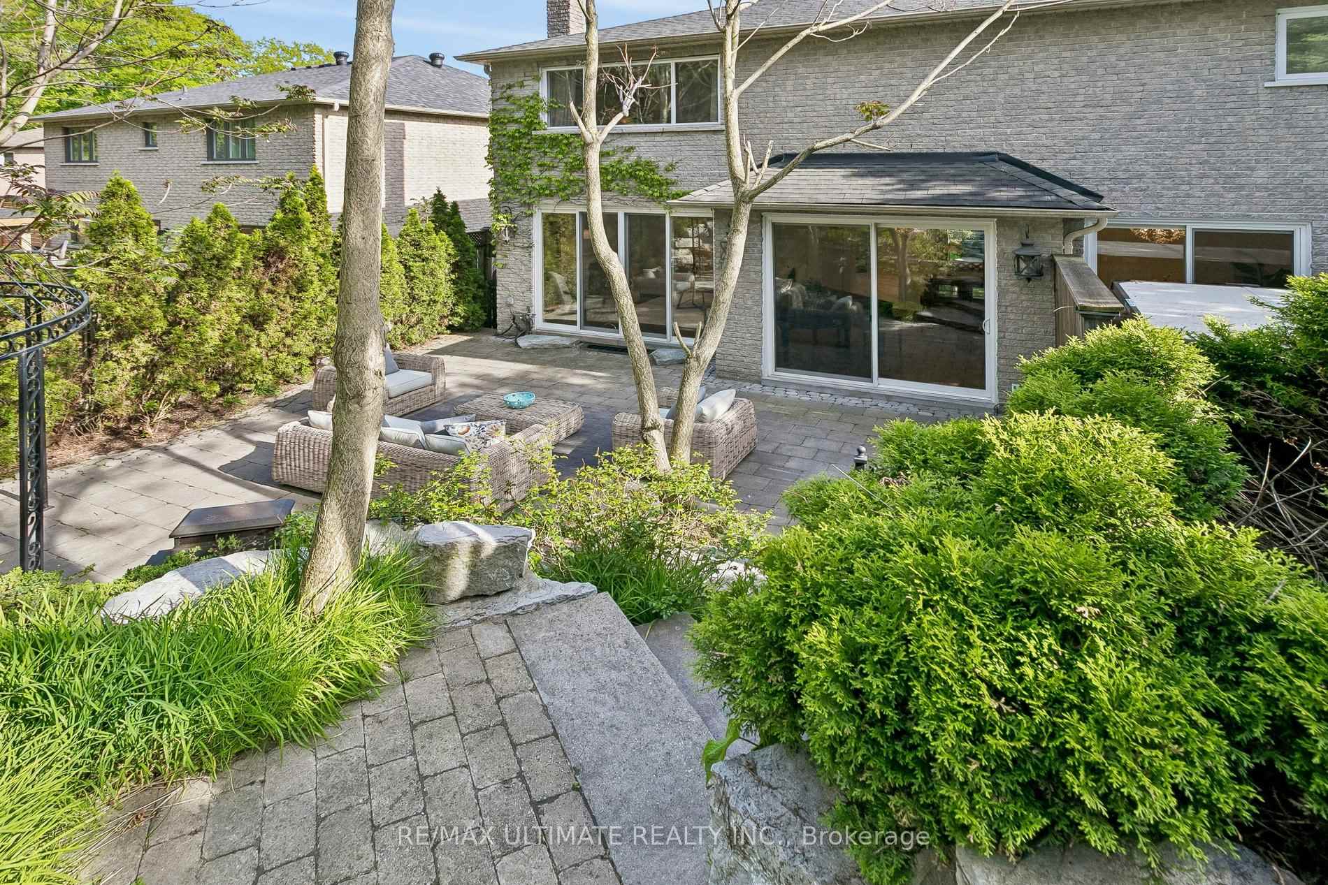 Photo 45 of 73 Bonnyview Drive, Etobicoke, Stonegate-Queensway — HOMEH