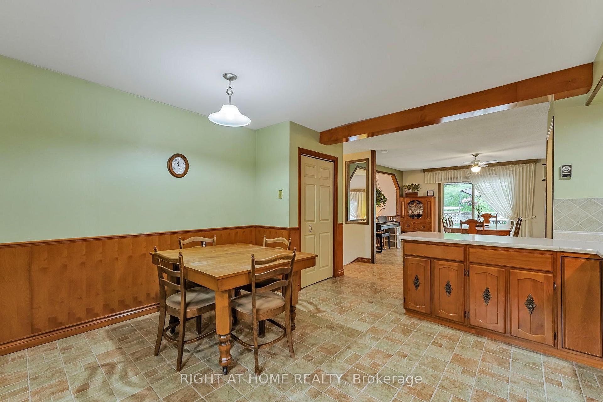 Photo 11 of 3500 Baldwick Lane, Springwater, Rural Springwater — HOMEH
