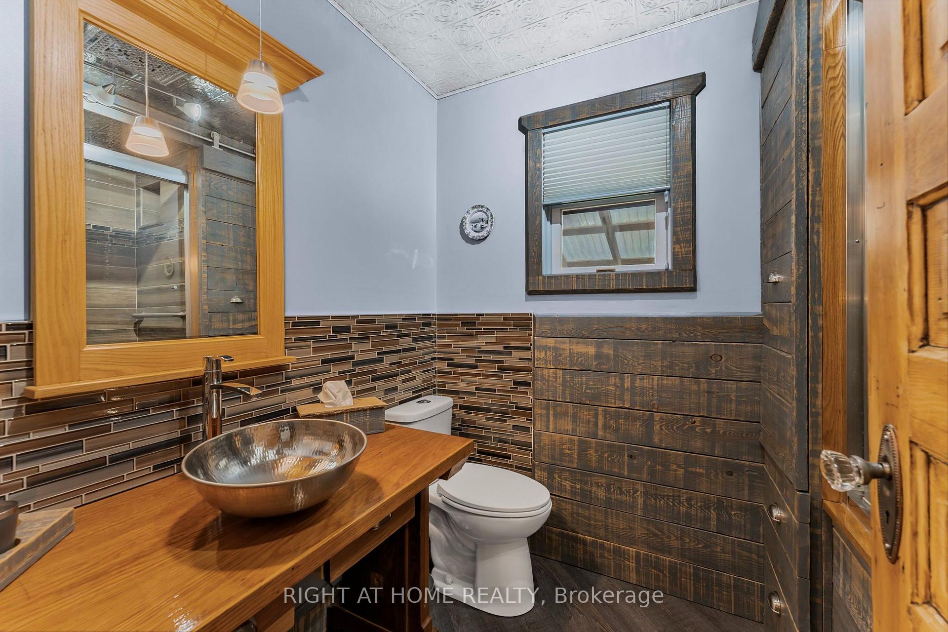 Photo 14 of 3500 Baldwick Lane, Springwater, Rural Springwater — HOMEH