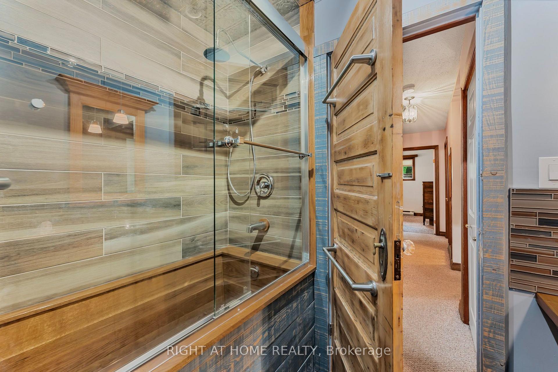 Photo 15 of 3500 Baldwick Lane, Springwater, Rural Springwater — HOMEH