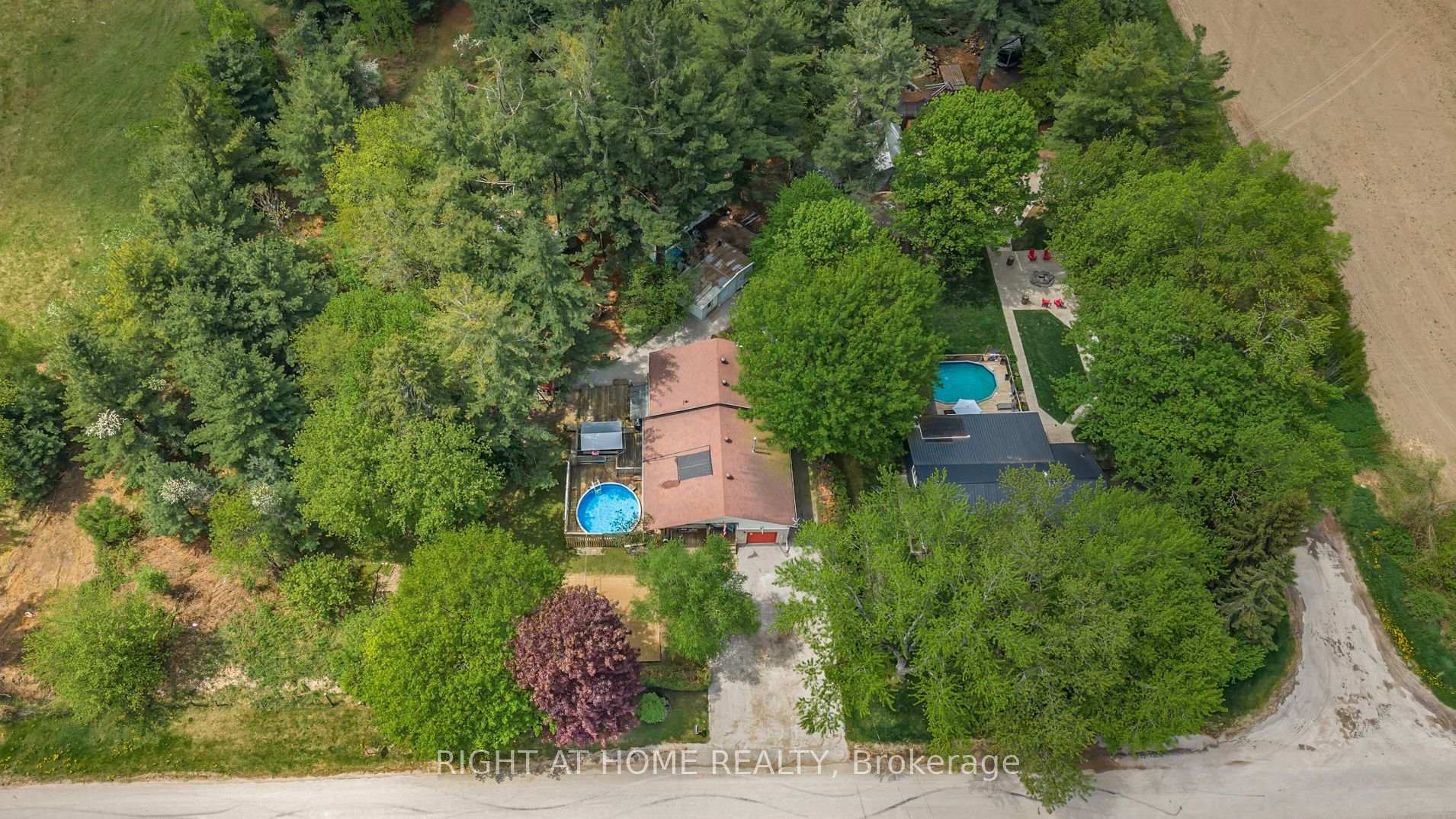 Photo 33 of 3500 Baldwick Lane, Springwater, Rural Springwater — HOMEH