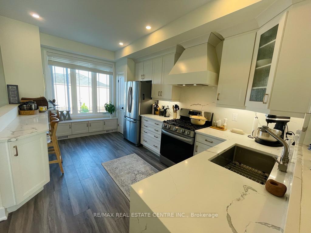 Photo 9 of 49 Edenrock Drive, Hamilton, Stoney Creek Industrial — HOMEH