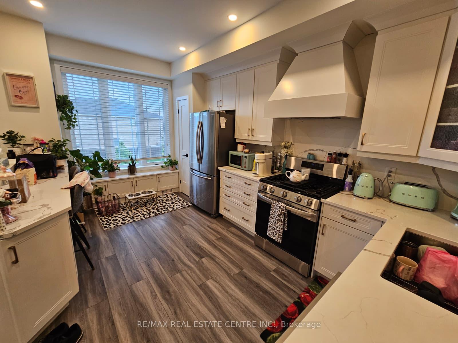 Photo 17 of 49 Edenrock Drive, Hamilton, Stoney Creek Industrial — HOMEH