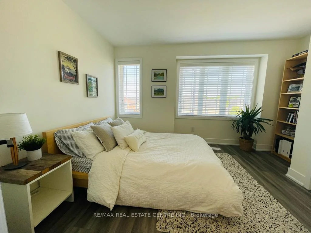 Photo 34 of 49 Edenrock Drive, Hamilton, Stoney Creek Industrial — HOMEH