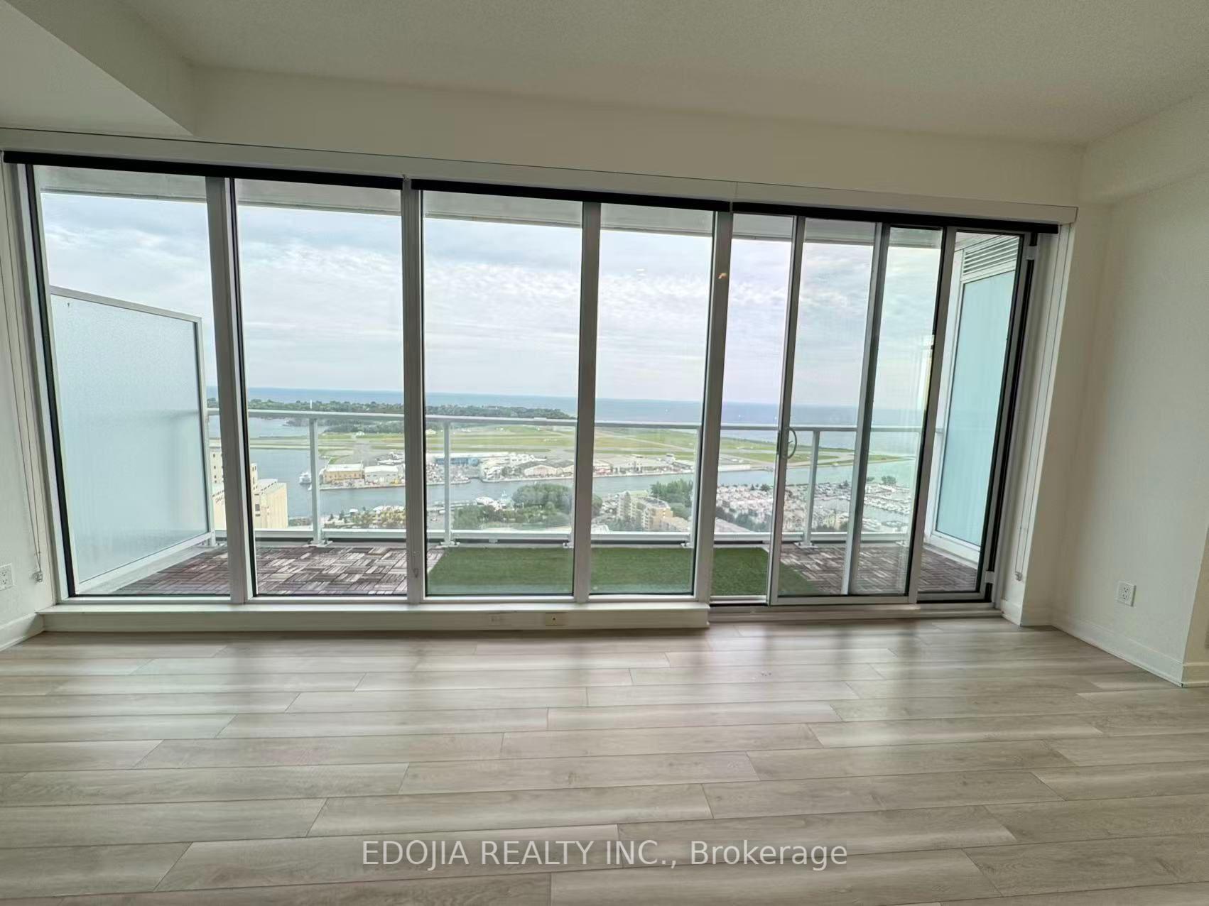 Photo 5 of Unit 4012, 19 Bathurst Street, Toronto, Waterfront Communities — HOMEH