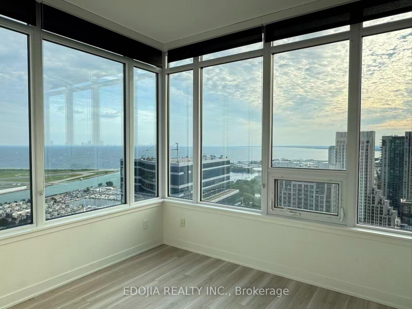 Photo 6 of Unit 4012, 19 Bathurst Street, Toronto, Waterfront Communities — HOMEH