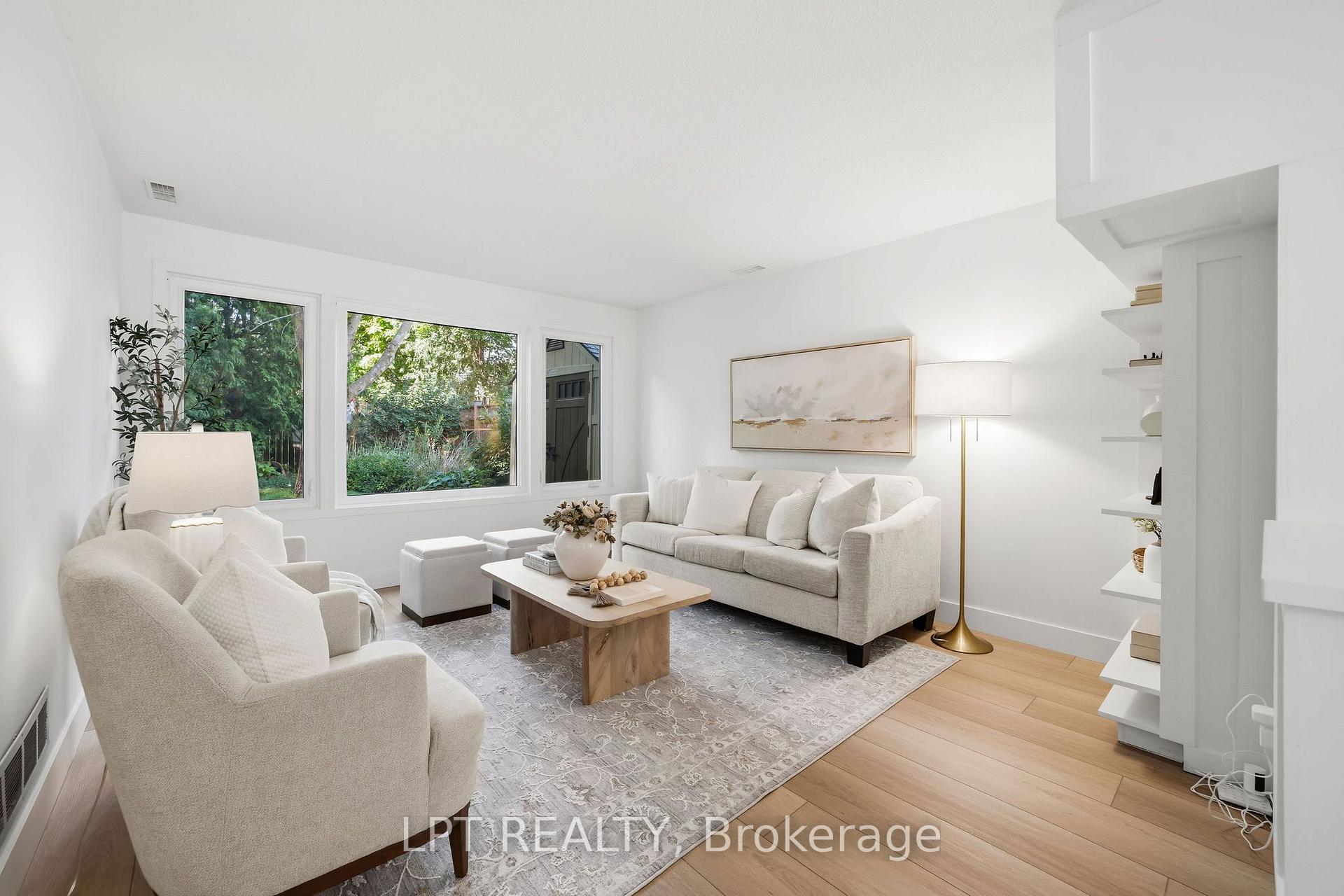 Photo 9 of 17 Monmore Road, London, North F — HOMEH