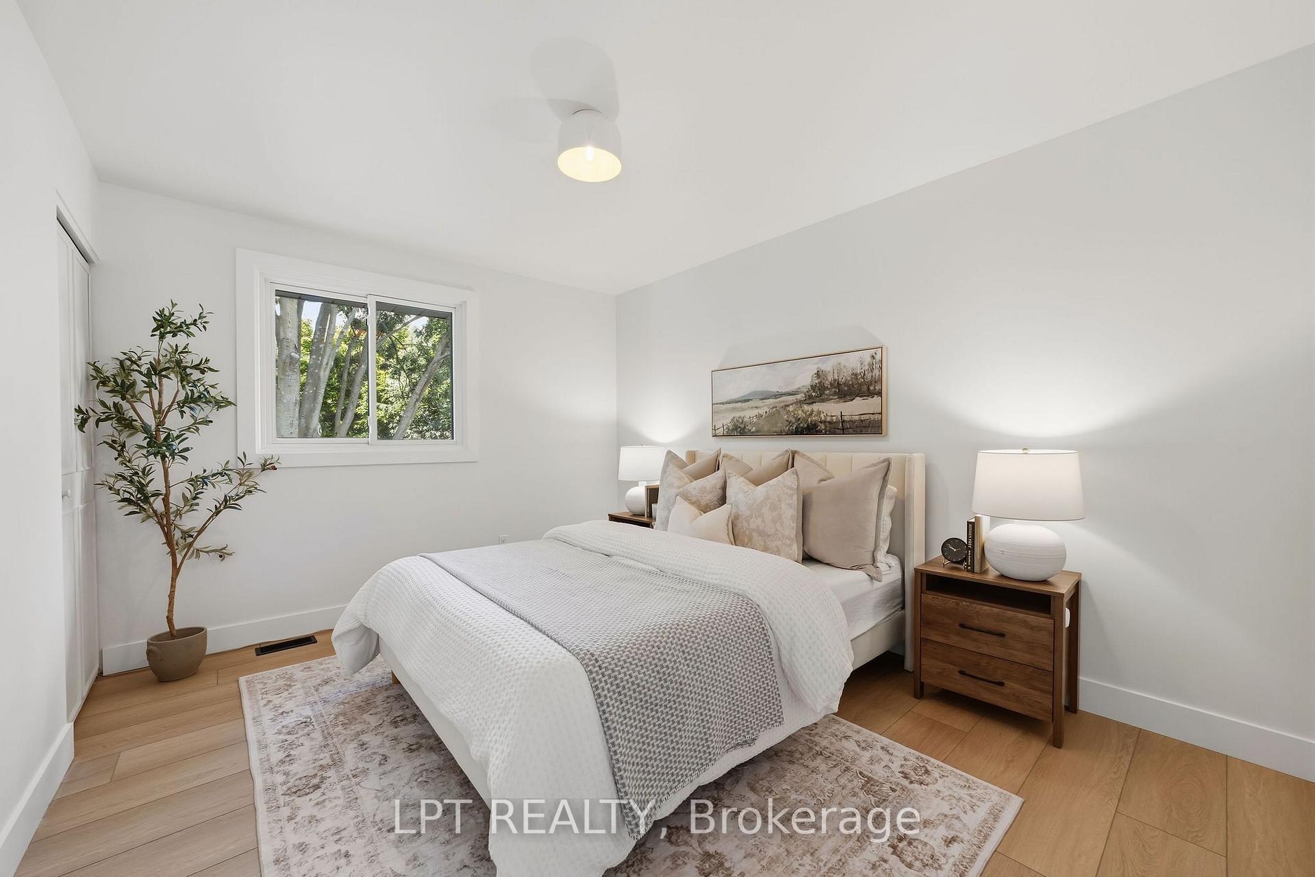 Photo 26 of 17 Monmore Road, London, North F — HOMEH