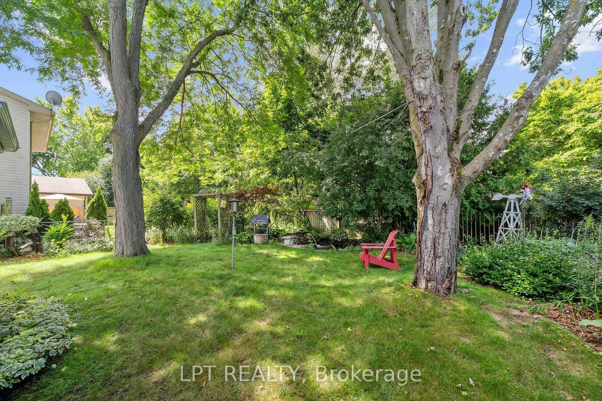 Photo 32 of 17 Monmore Road, London, North F — HOMEH