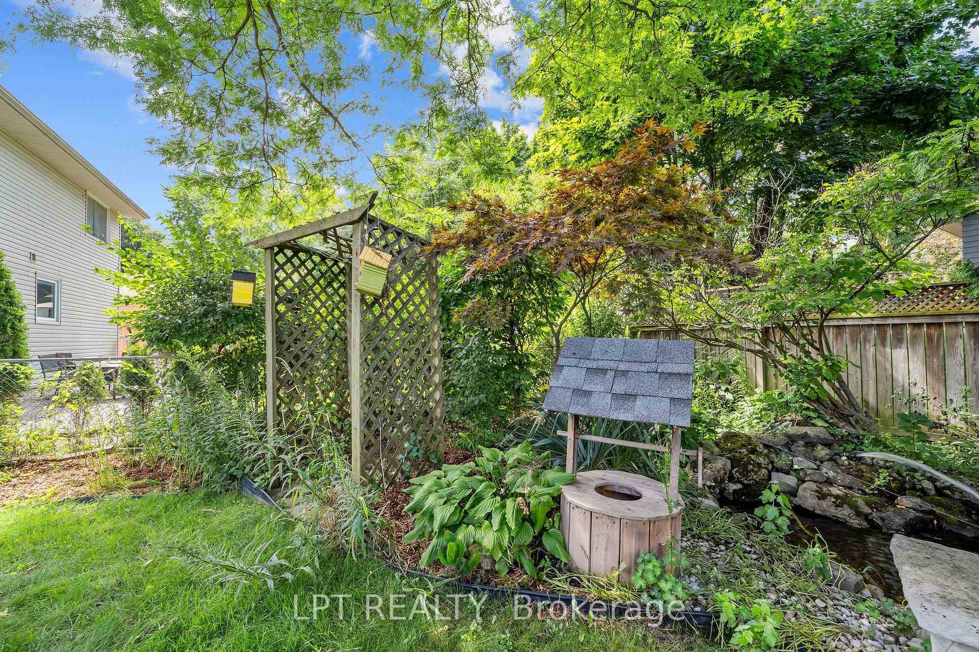 Photo 35 of 17 Monmore Road, London, North F — HOMEH