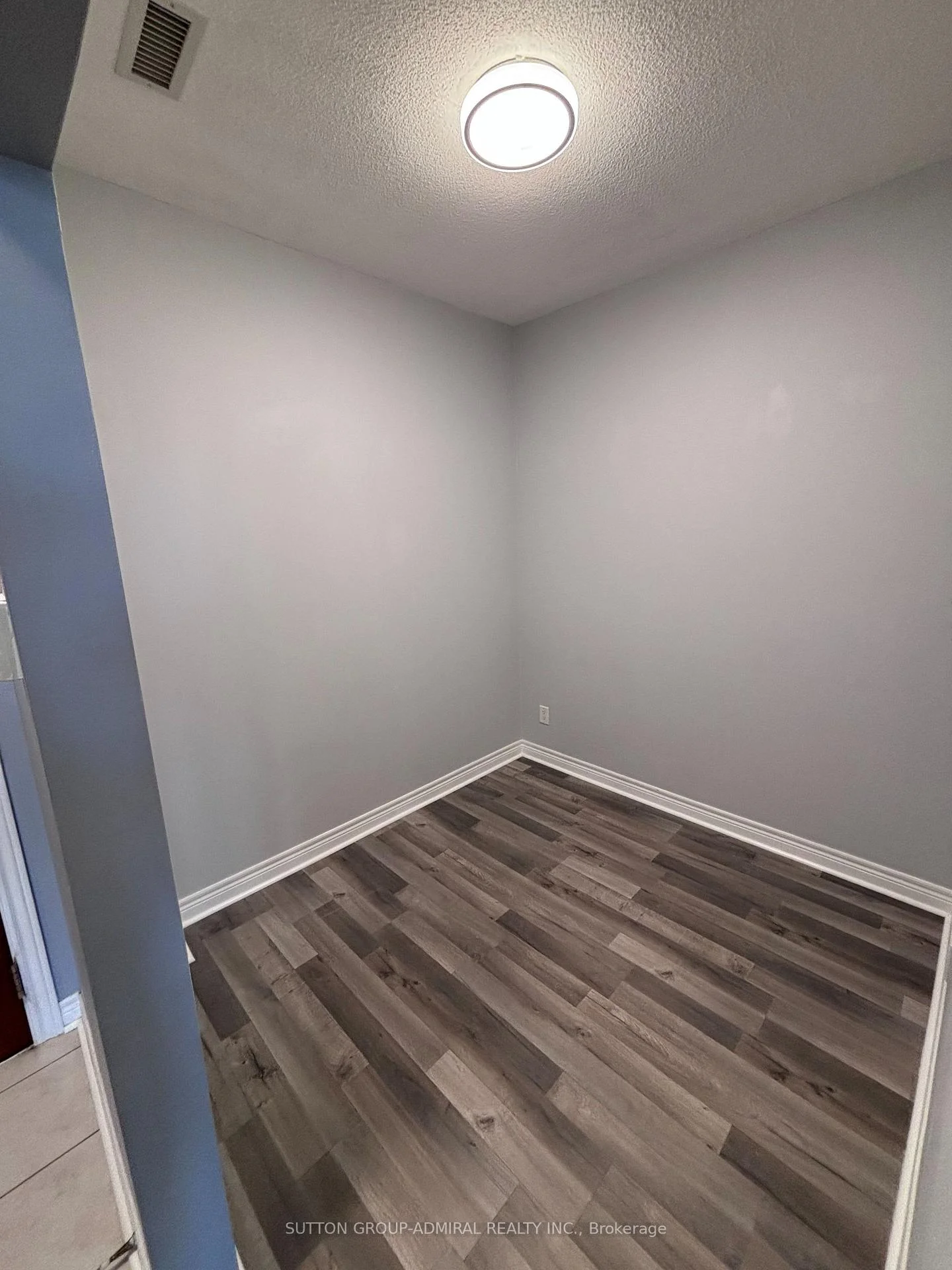 Photo 17 of Unit Ph05, 50 Disera Drive, Vaughan, Beverley Glen — HOMEH
