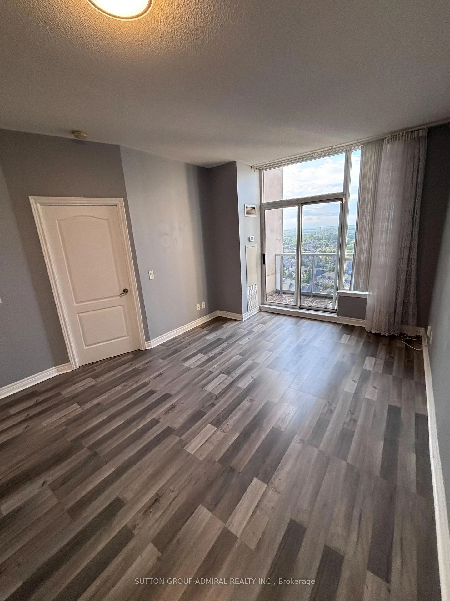 Photo 24 of Unit Ph05, 50 Disera Drive, Vaughan, Beverley Glen — HOMEH