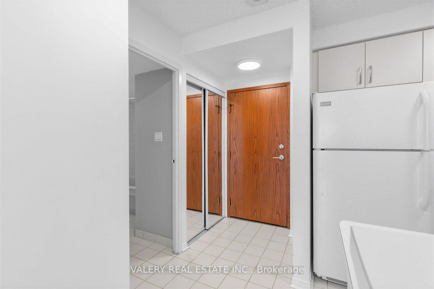Photo 6 of Unit 2910, 10 Yonge Street, Toronto, Waterfront Communities — HOMEH