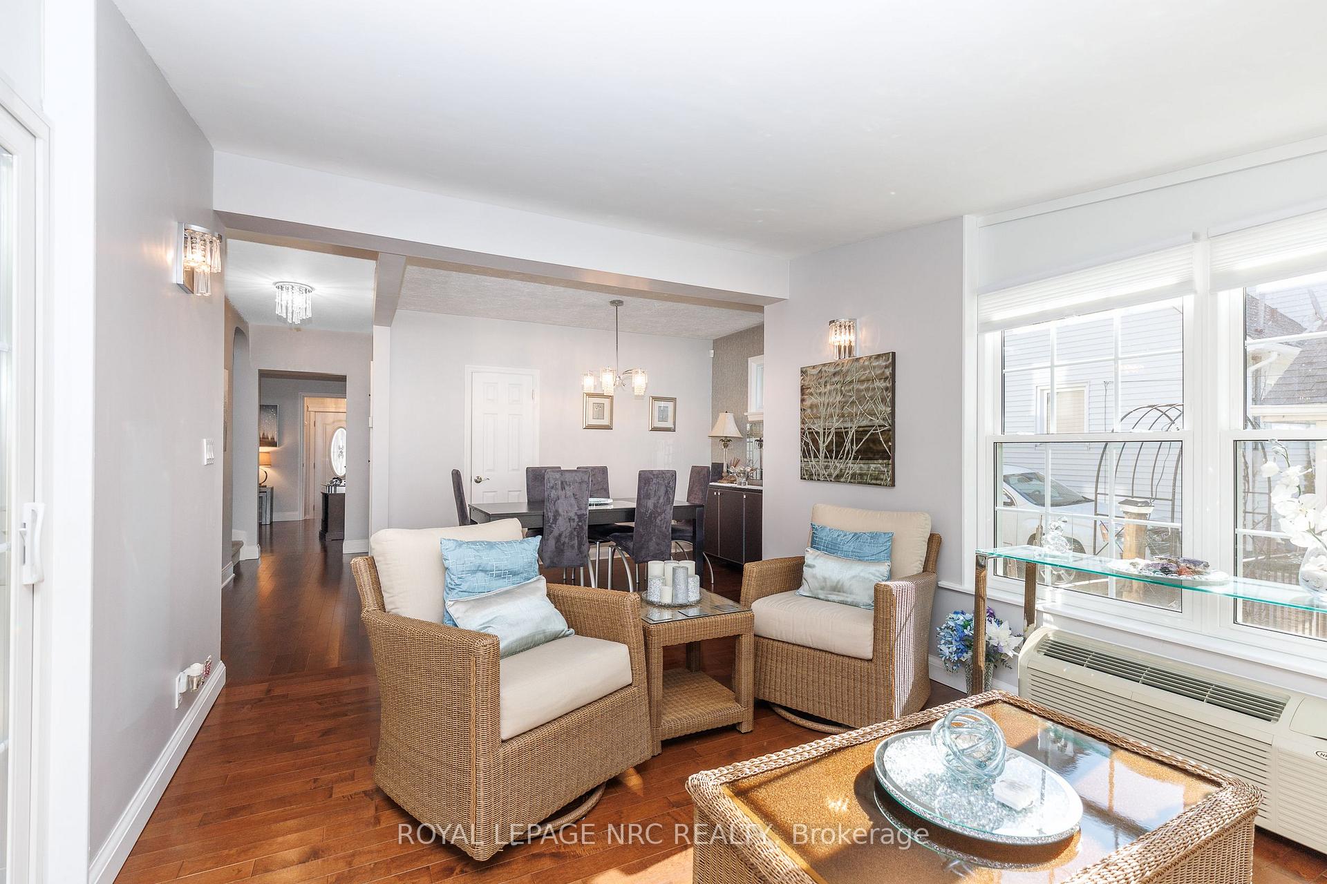 Photo 13 of 7 Philpark Road, St. Catharines, Port Dalhousie — HOMEH