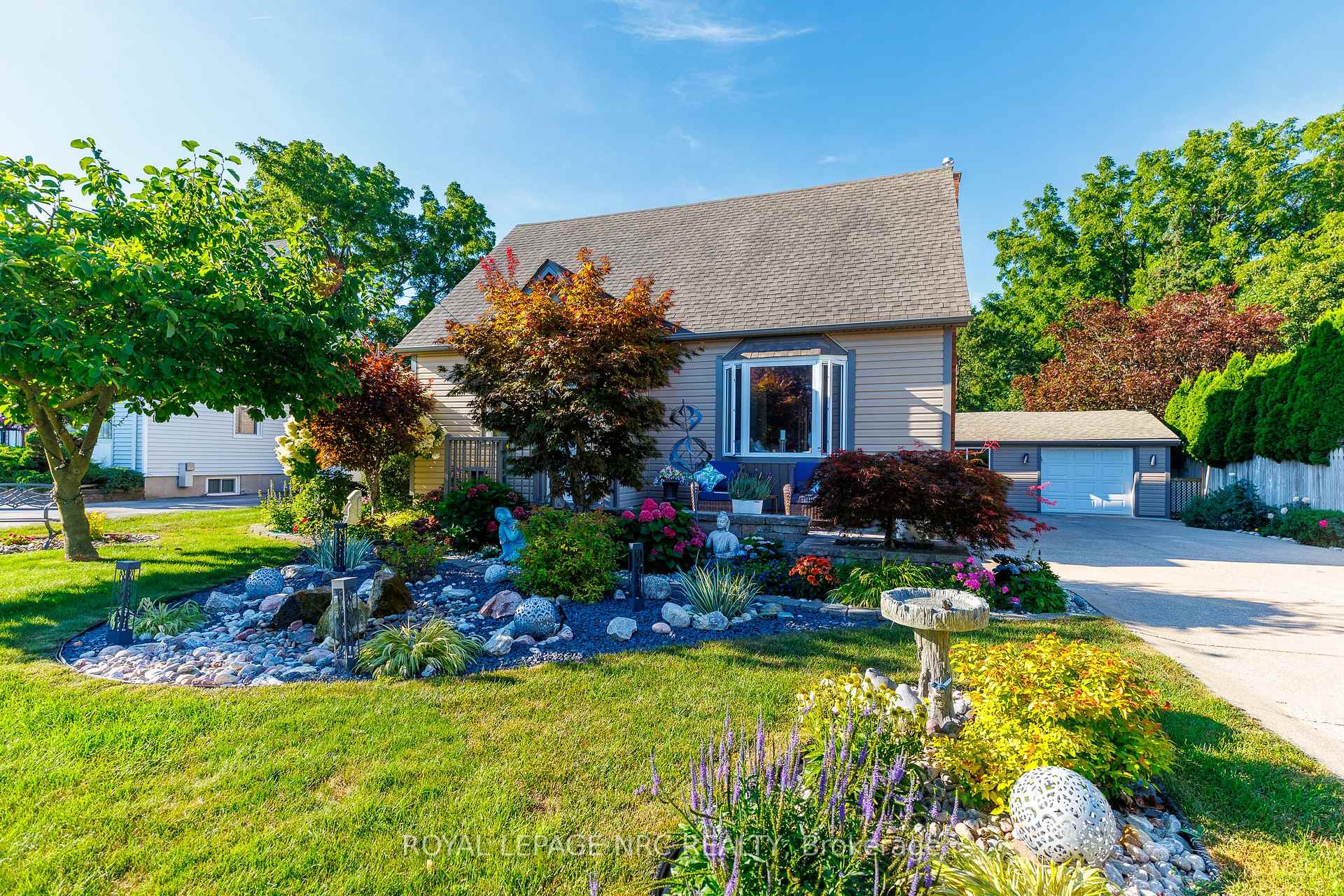 Photo 29 of 7 Philpark Road, St. Catharines, Port Dalhousie — HOMEH