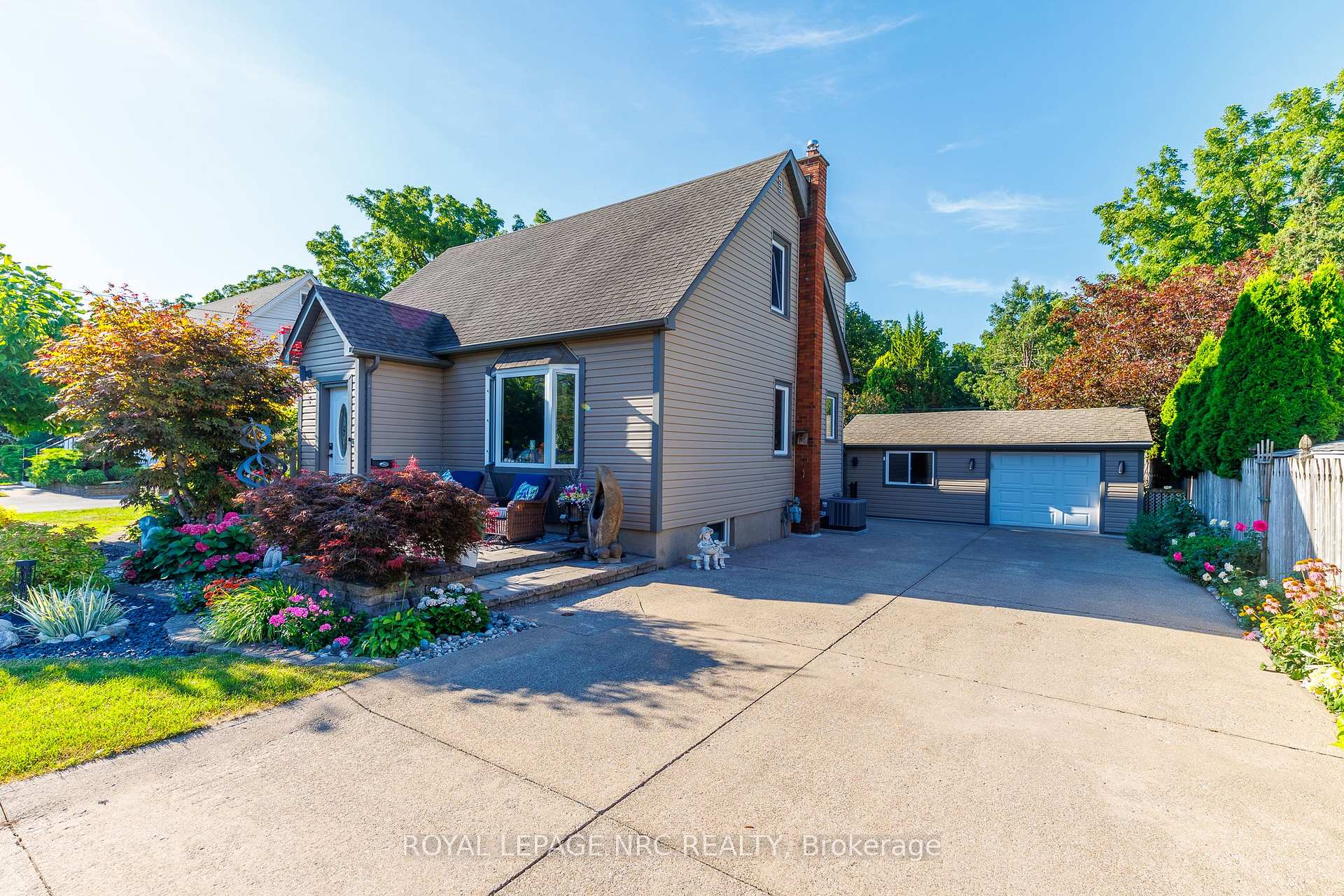 Photo 30 of 7 Philpark Road, St. Catharines, Port Dalhousie — HOMEH
