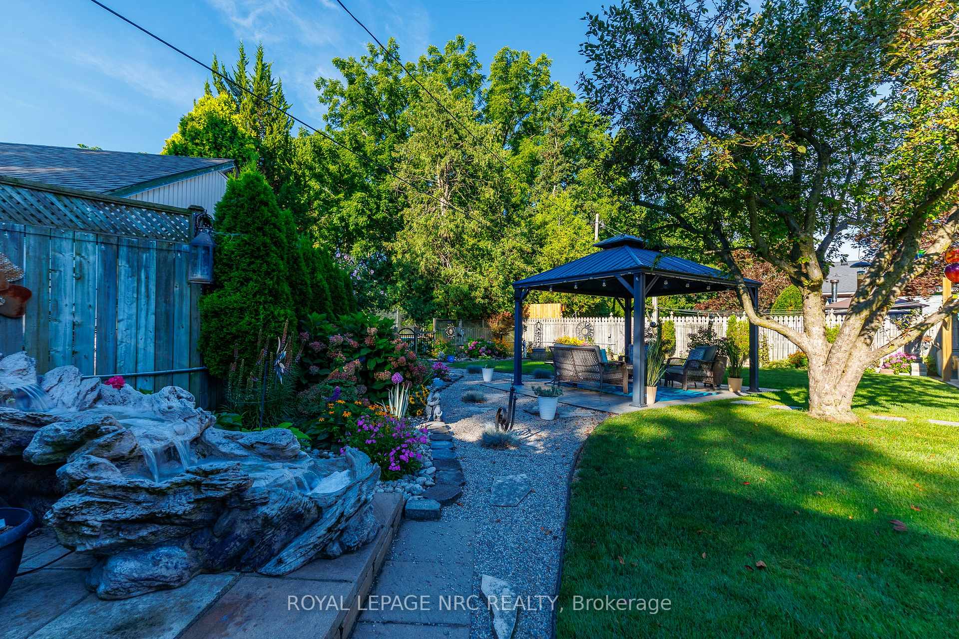Photo 35 of 7 Philpark Road, St. Catharines, Port Dalhousie — HOMEH