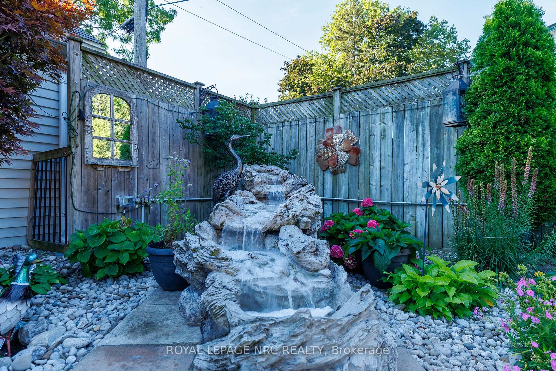 Photo 36 of 7 Philpark Road, St. Catharines, Port Dalhousie — HOMEH
