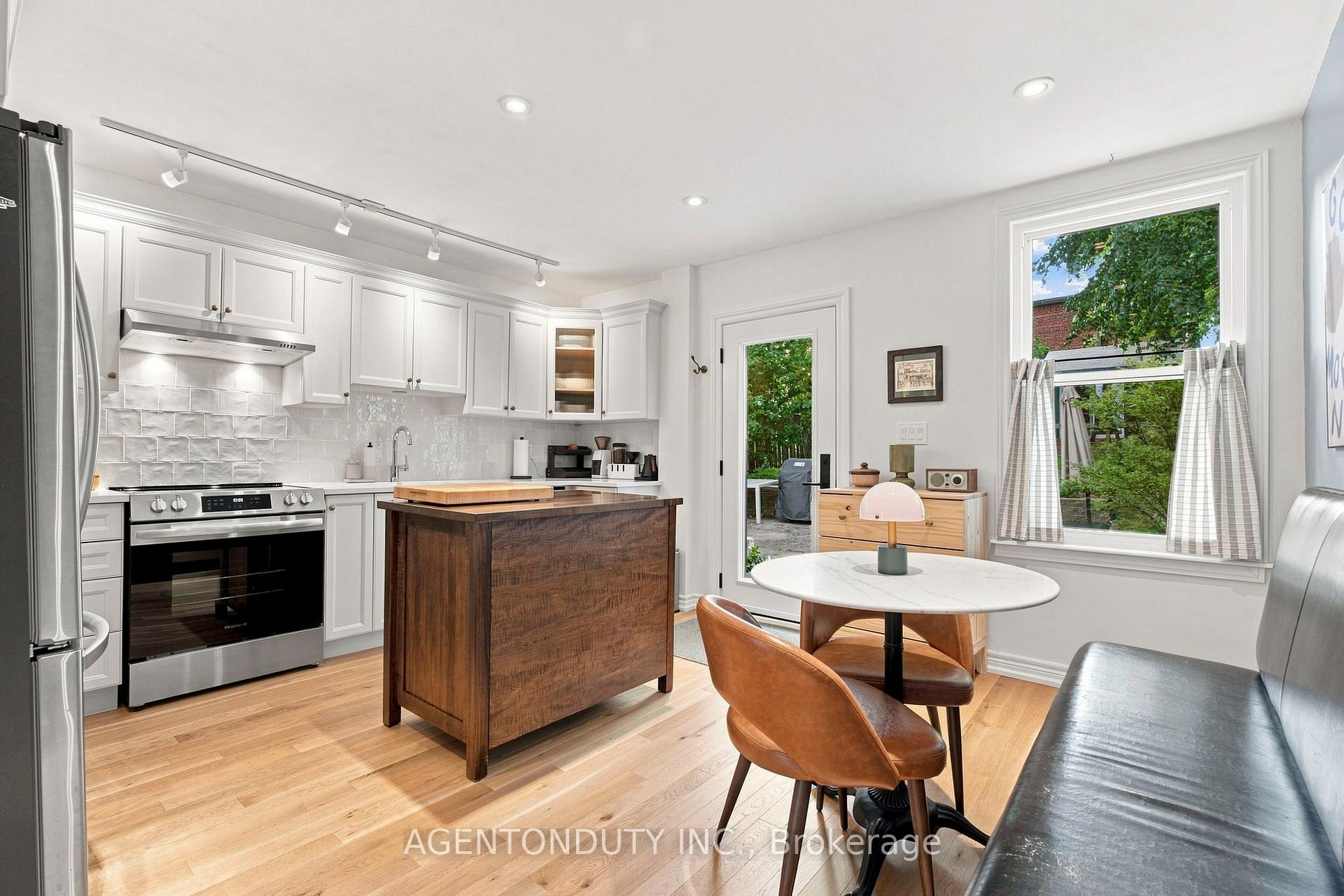 Photo 13 of 127 Peter Street, Hamilton, Strathcona — HOMEH