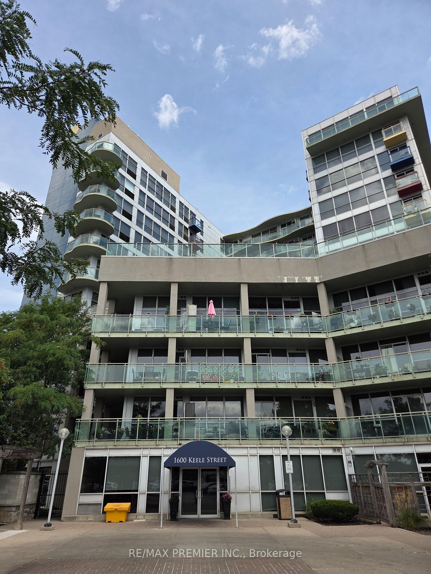 Photo 2 of Unit 819, 1600 Keele Street, Toronto, Keelesdale-Eglinton West — HOMEH
