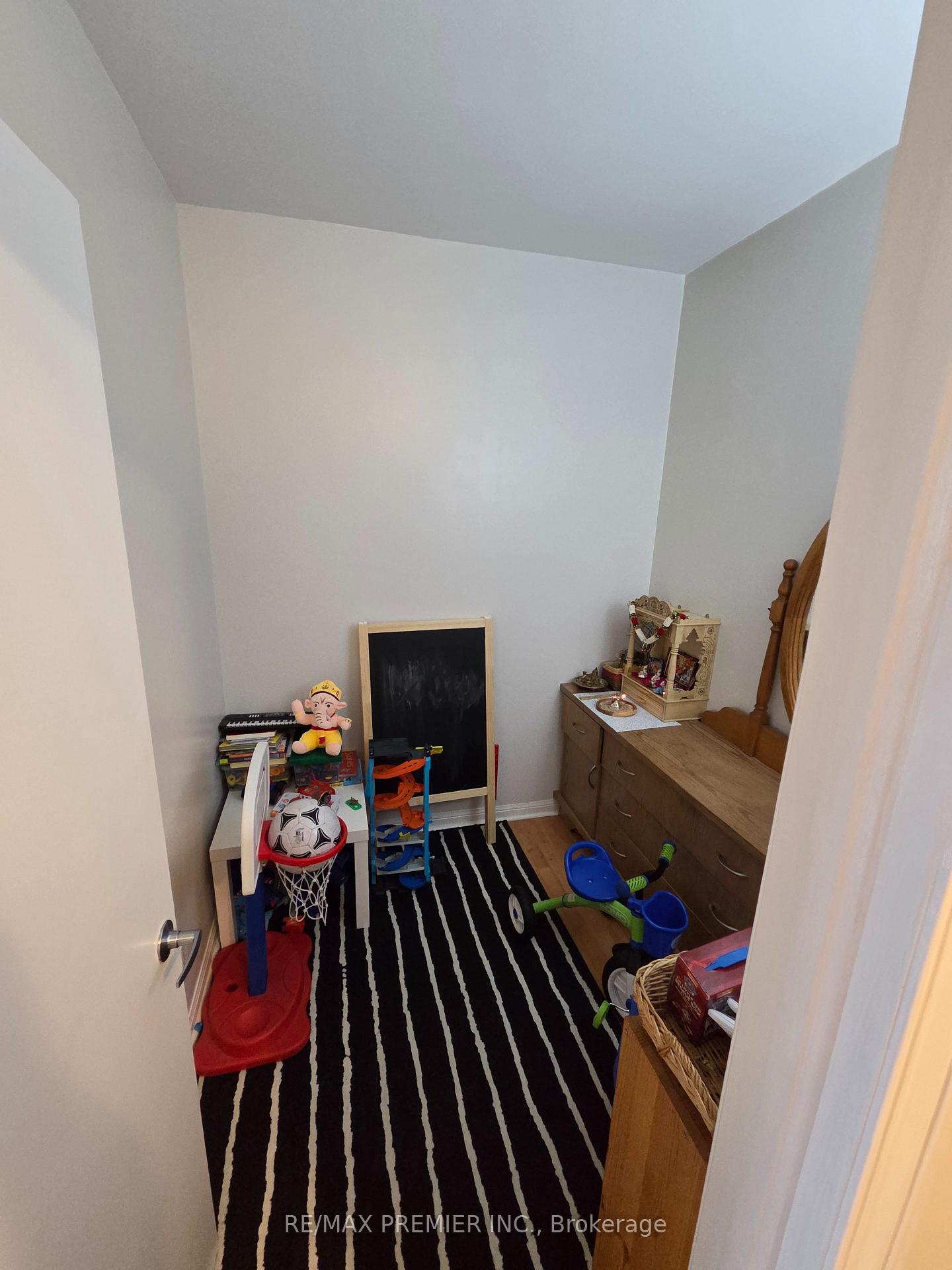 Photo 7 of Unit 819, 1600 Keele Street, Toronto, Keelesdale-Eglinton West — HOMEH