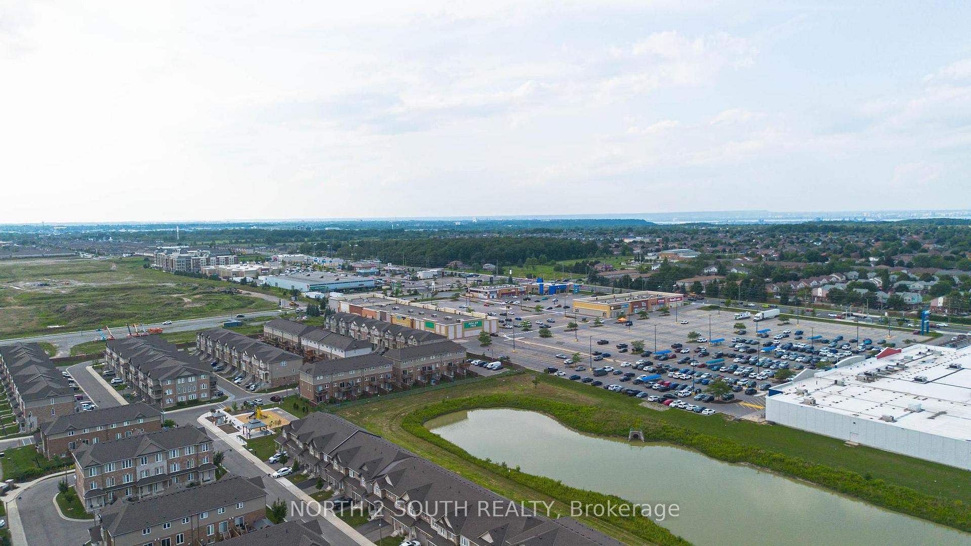 Photo 32 of 90 Laguna Village Crescent, Hamilton, Rural Glanbrook — HOMEH