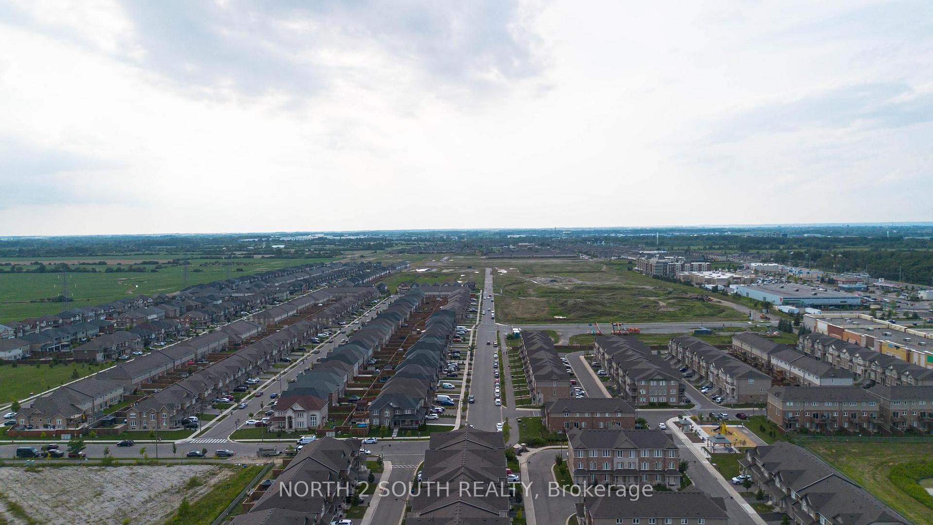 Photo 33 of 90 Laguna Village Crescent, Hamilton, Rural Glanbrook — HOMEH