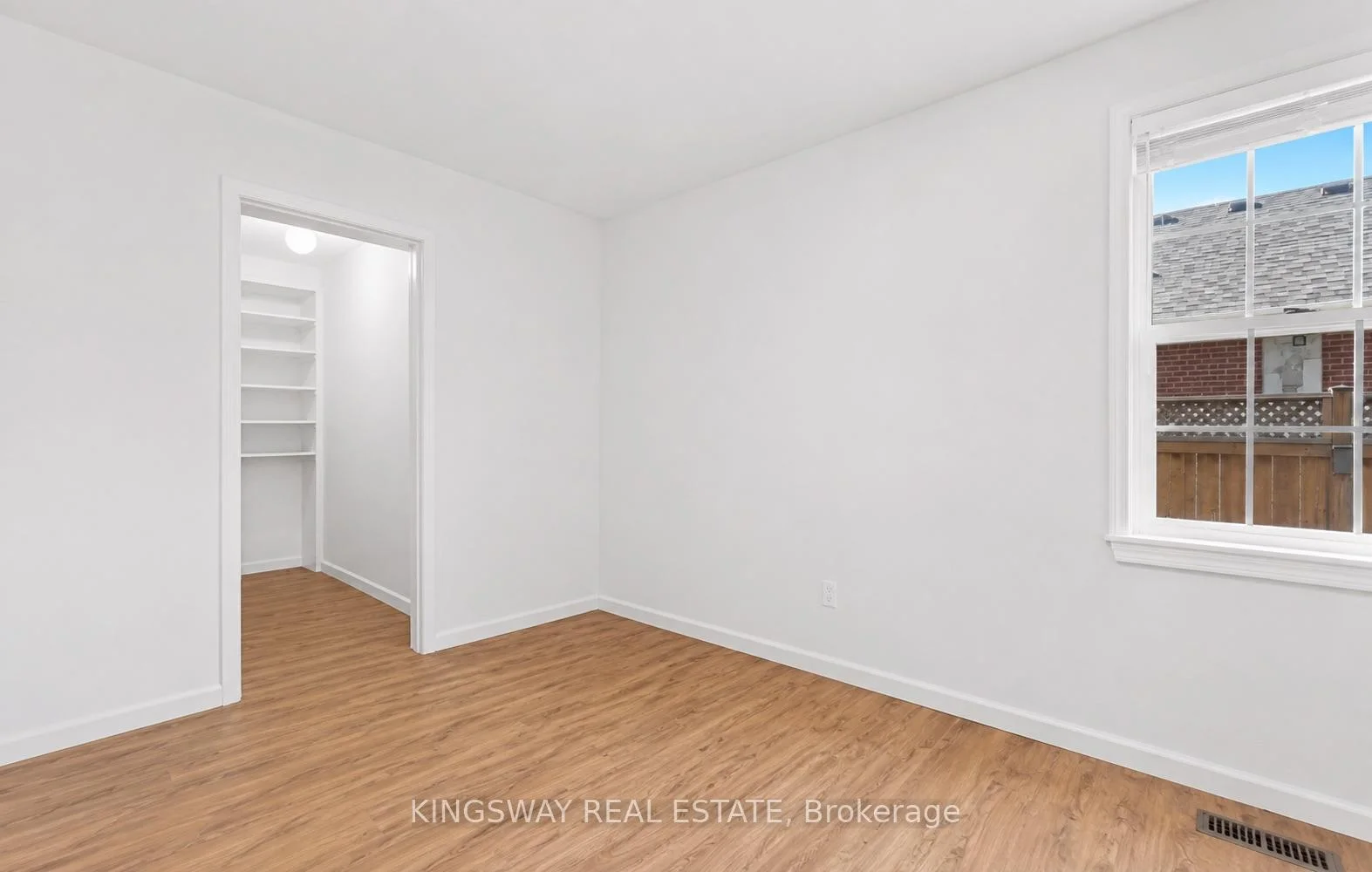 Photo 13 of 848 Grierson Street, Oshawa, Centennial — HOMEH