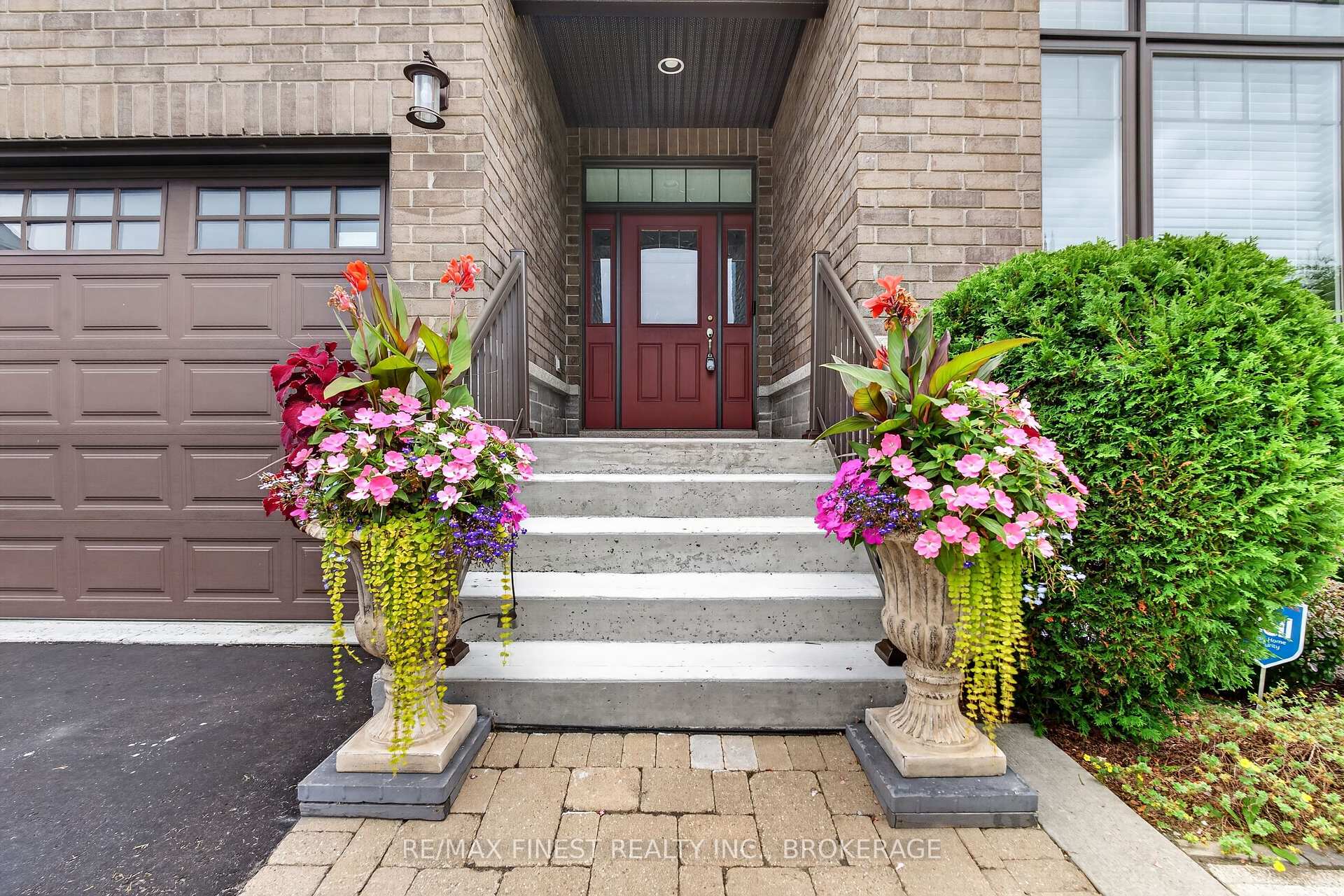 Photo 2 of 800 Augusta Drive, Kingston, City Northwest — HOMEH