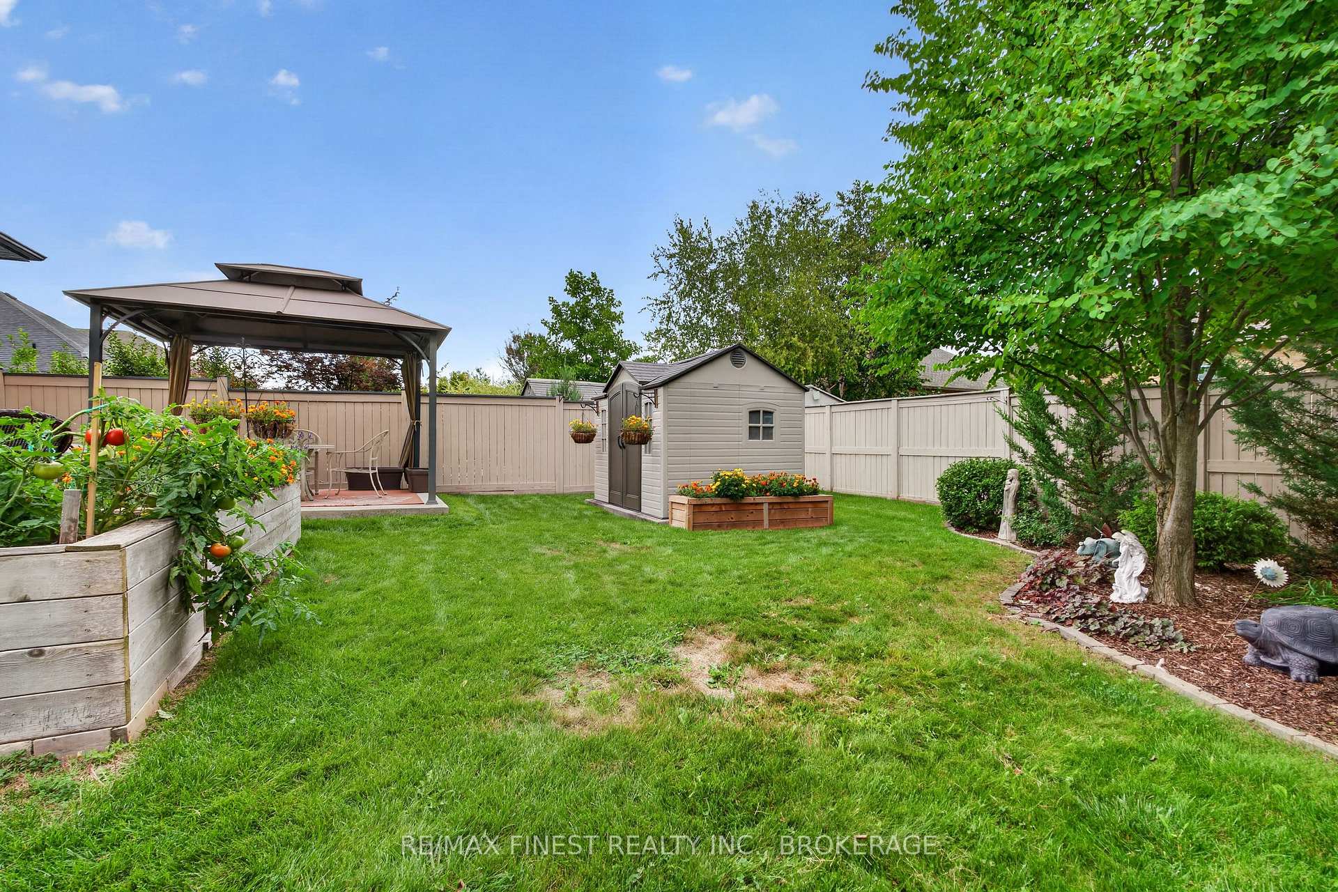 Photo 41 of 800 Augusta Drive, Kingston, City Northwest — HOMEH