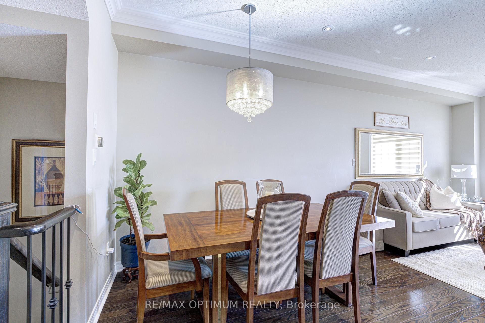Photo 8 of 162 Sky Harbour Drive, Brampton, Bram West — HOMEH