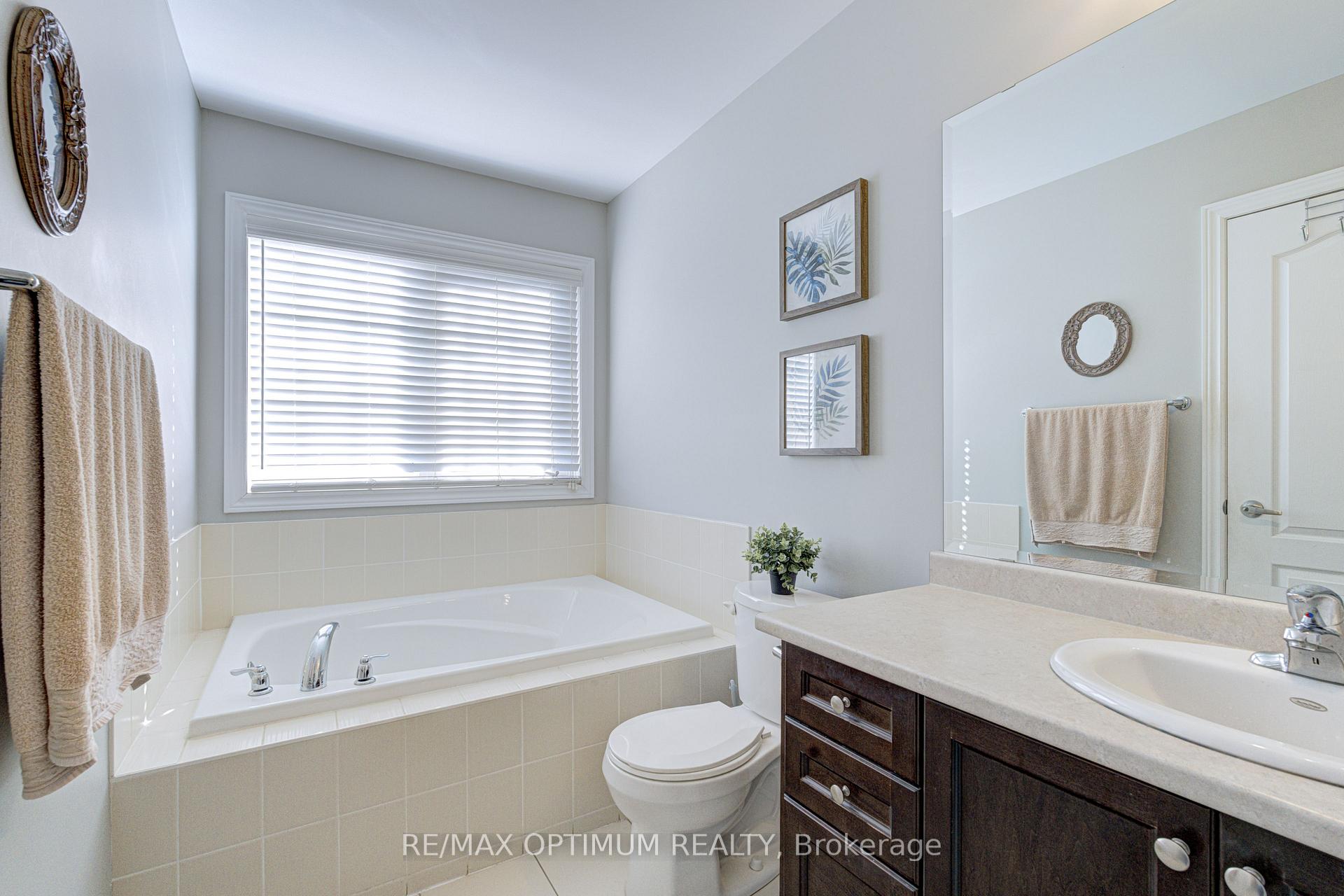 Photo 26 of 162 Sky Harbour Drive, Brampton, Bram West — HOMEH