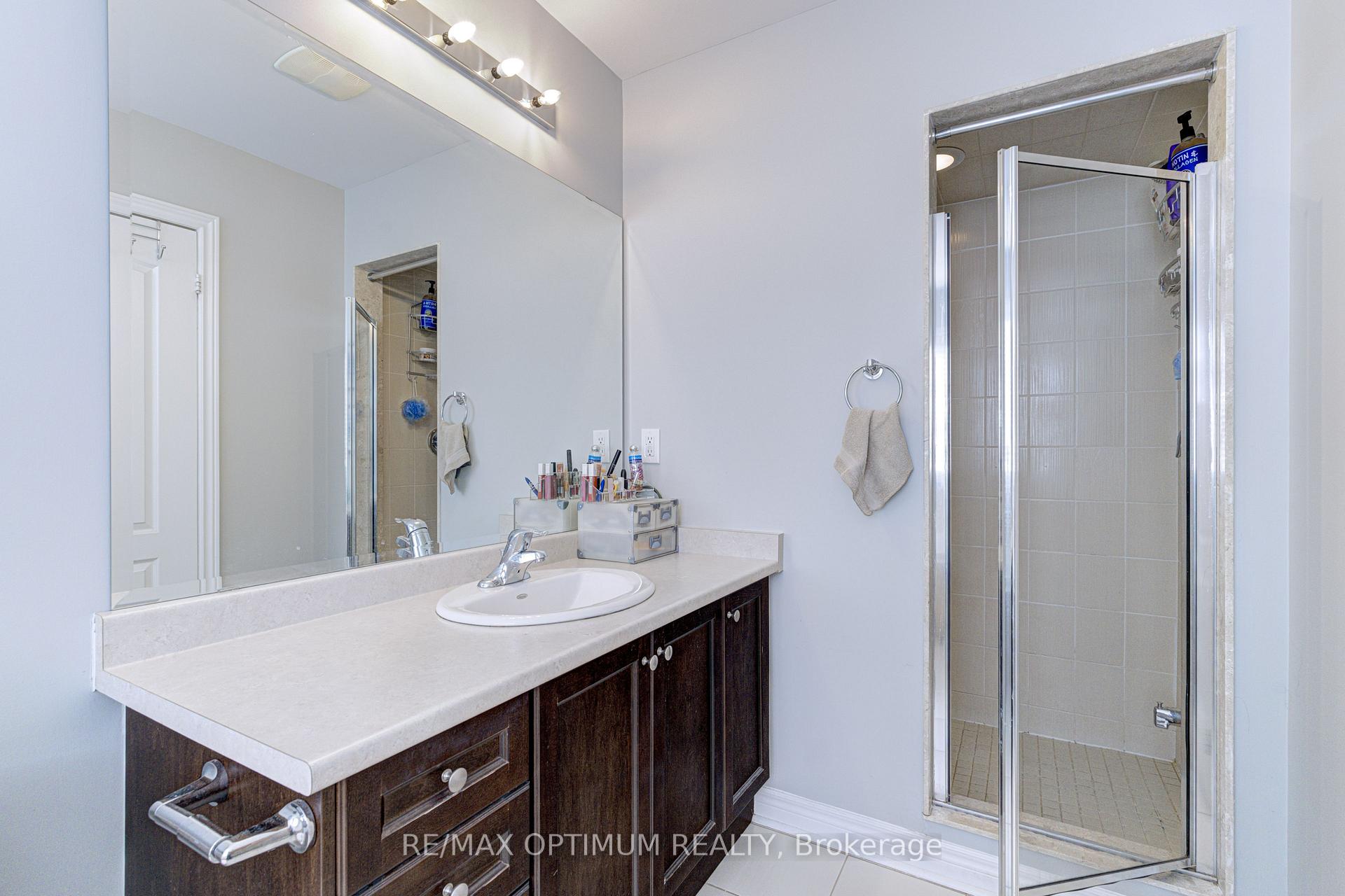 Photo 27 of 162 Sky Harbour Drive, Brampton, Bram West — HOMEH