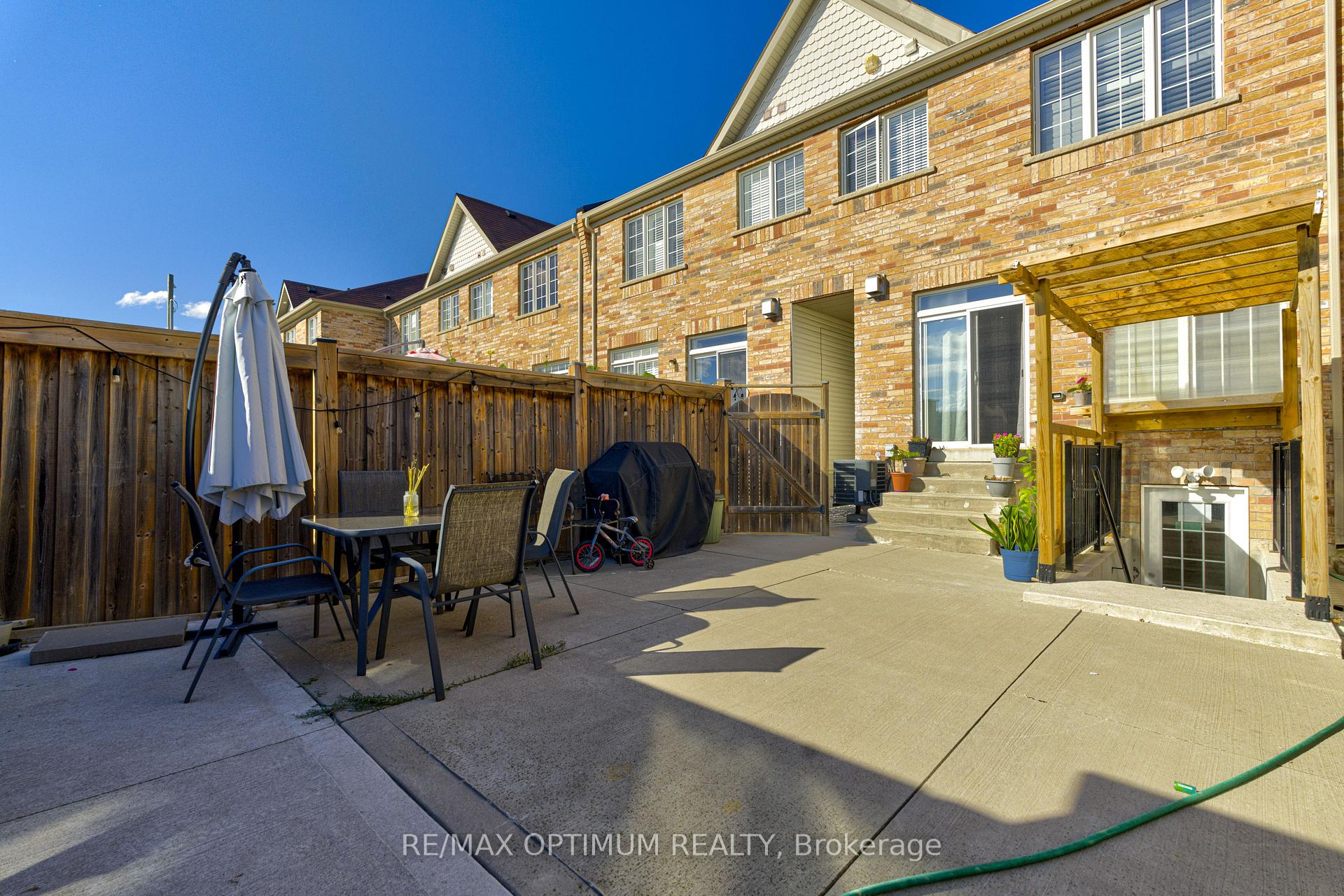 Photo 35 of 162 Sky Harbour Drive, Brampton, Bram West — HOMEH