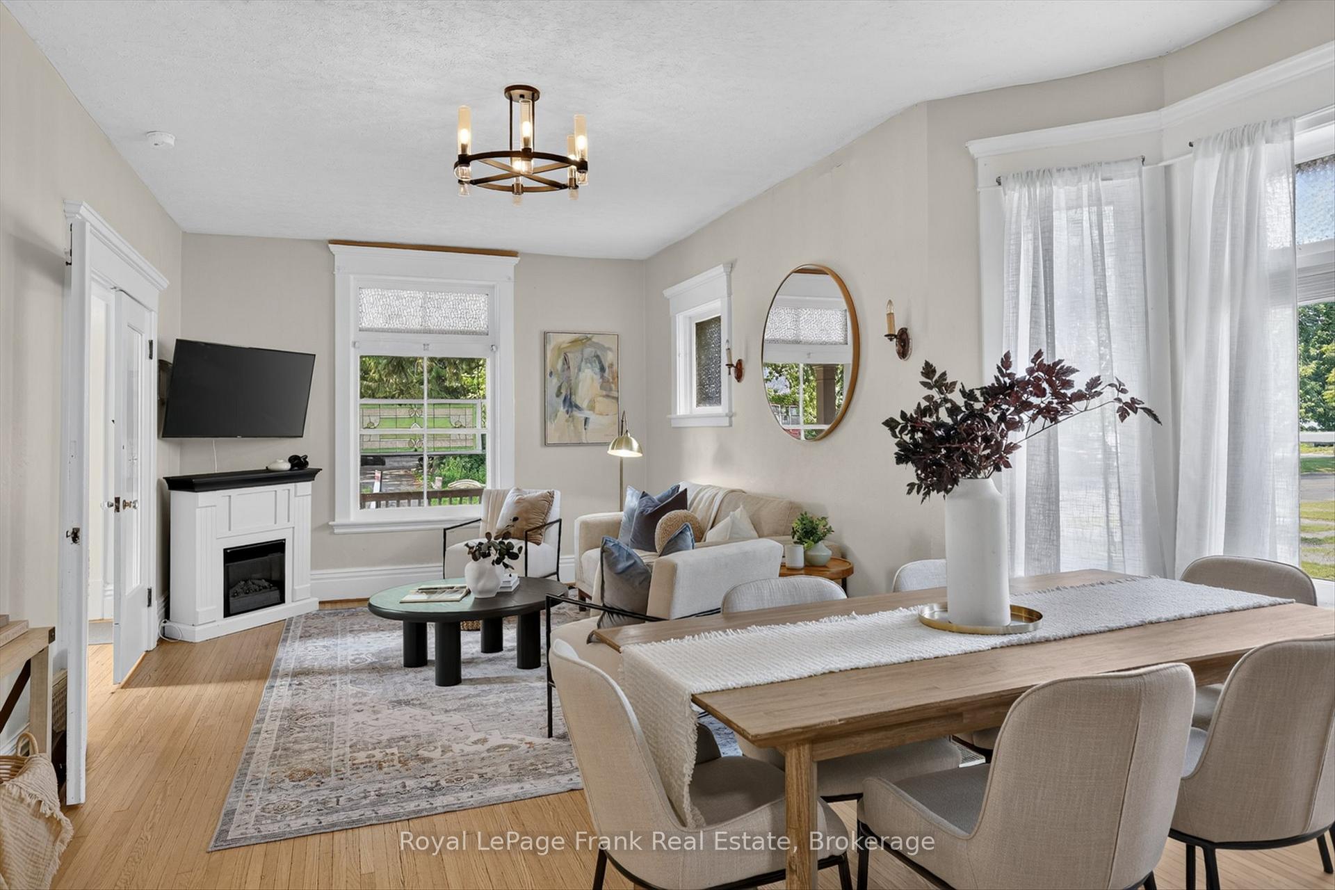 Photo 11 of 121 Romaine Street, Peterborough, Town Ward 3 — HOMEH