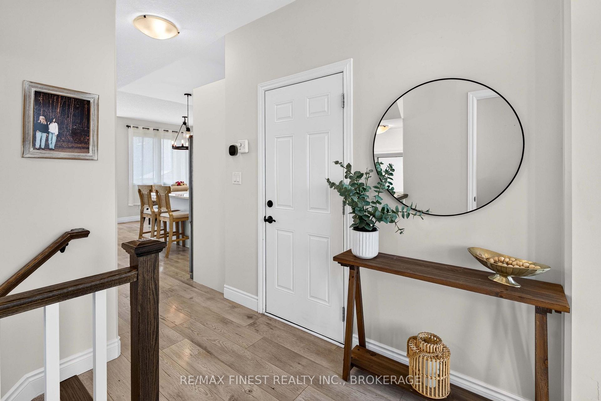 Photo 8 of 524 Beth Crescent, Kingston, City Northwest — HOMEH