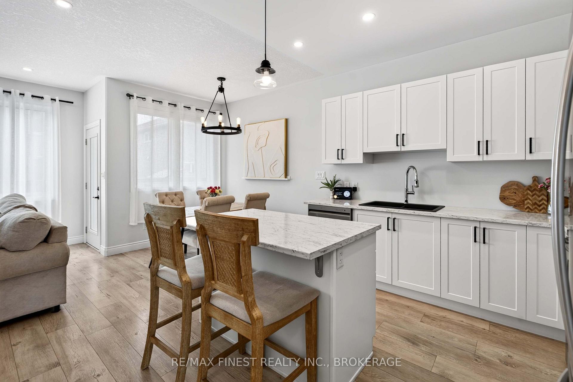 Photo 9 of 524 Beth Crescent, Kingston, City Northwest — HOMEH