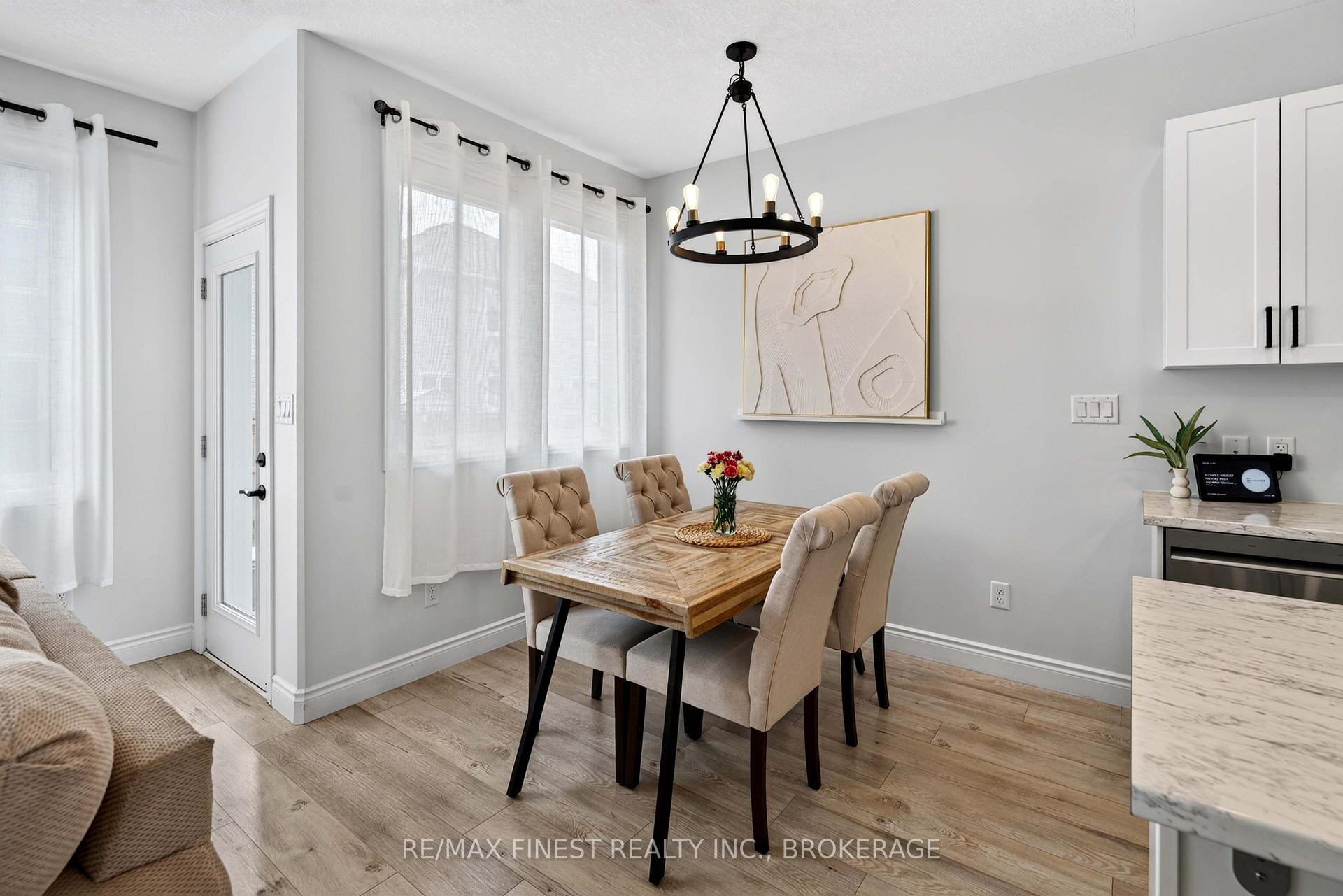 Photo 10 of 524 Beth Crescent, Kingston, City Northwest — HOMEH