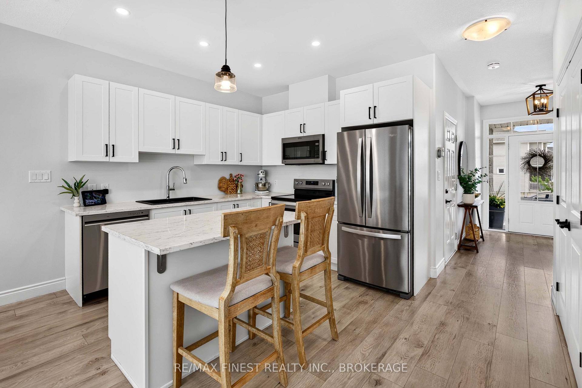 Photo 11 of 524 Beth Crescent, Kingston, City Northwest — HOMEH