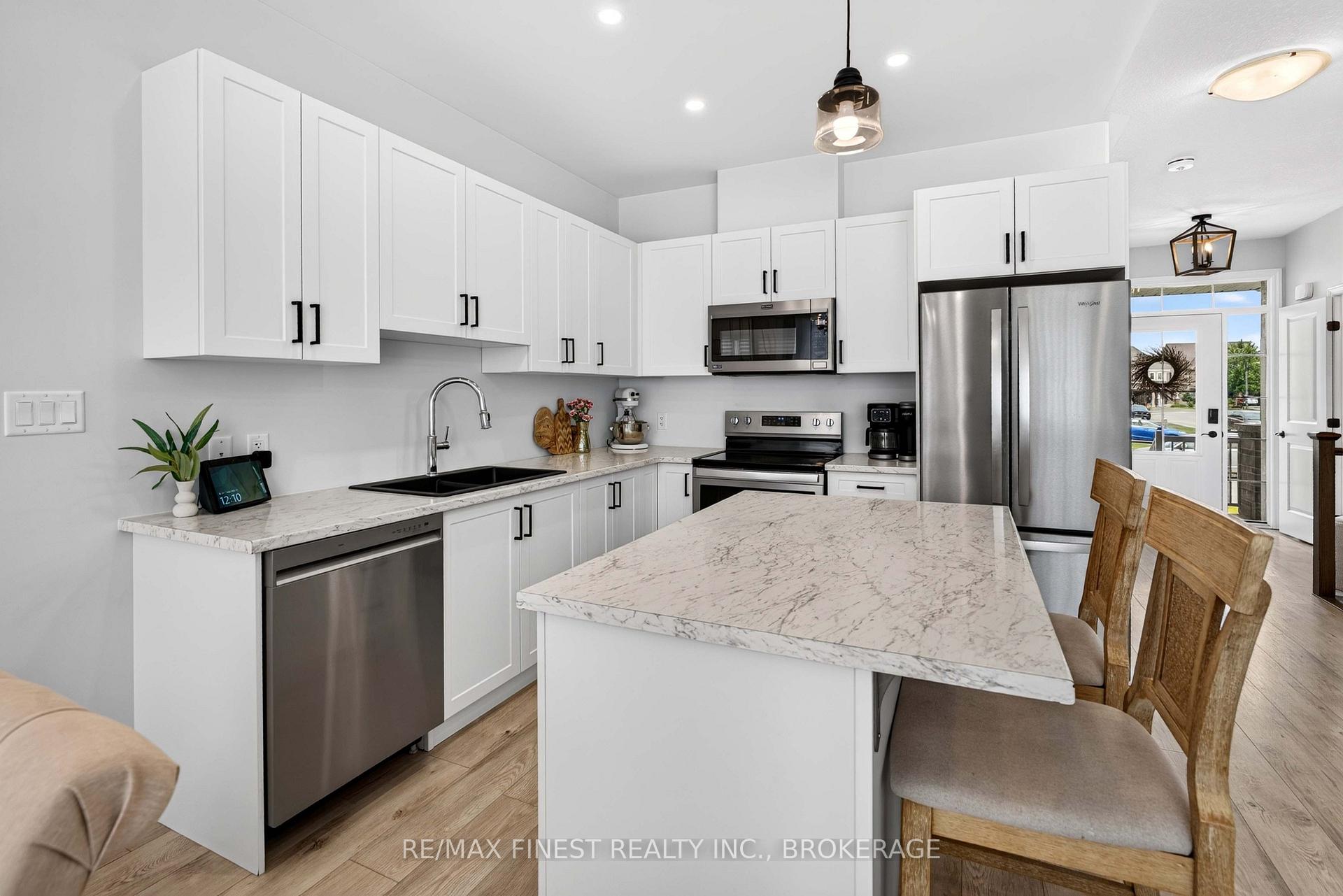 Photo 12 of 524 Beth Crescent, Kingston, City Northwest — HOMEH