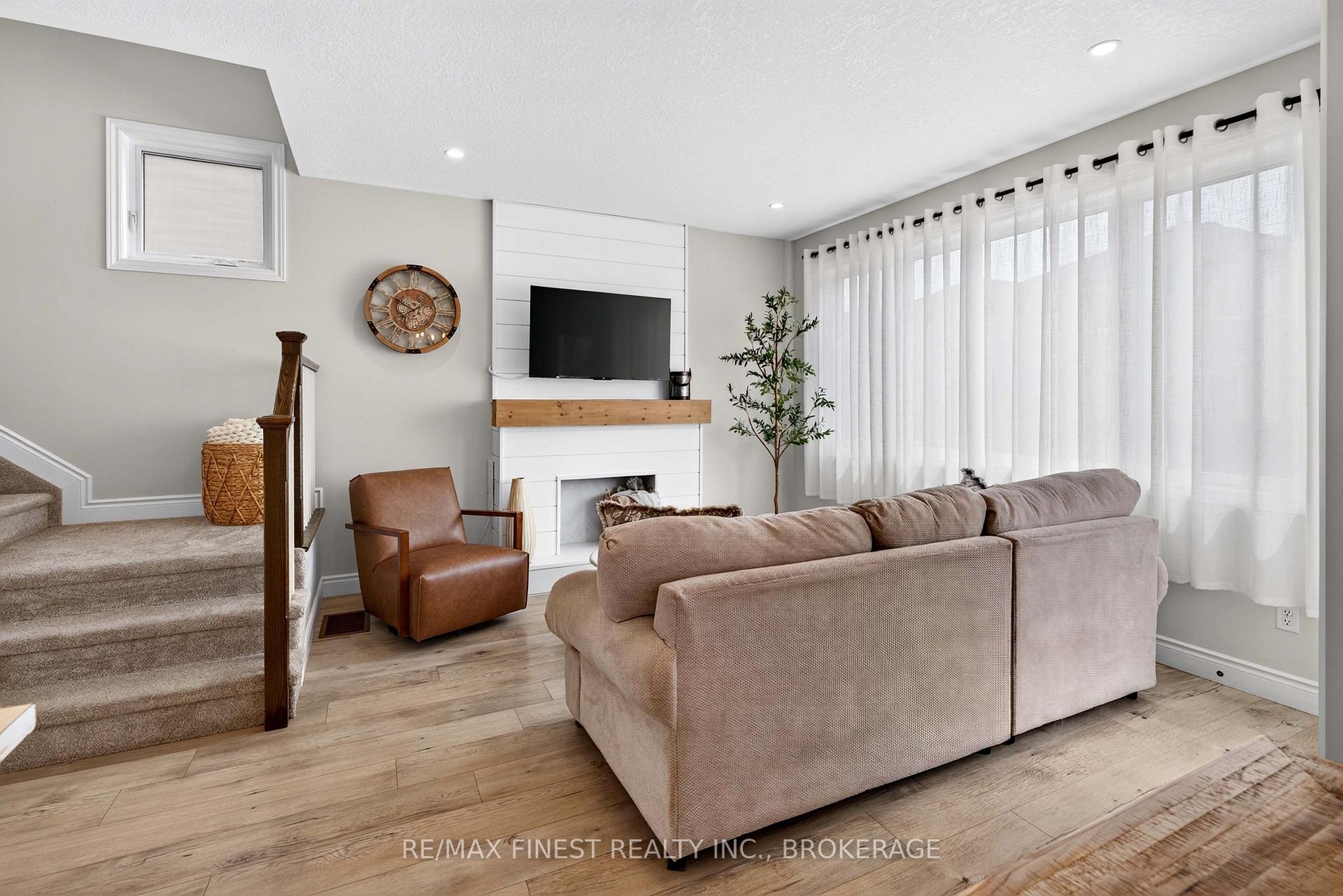 Photo 15 of 524 Beth Crescent, Kingston, City Northwest — HOMEH