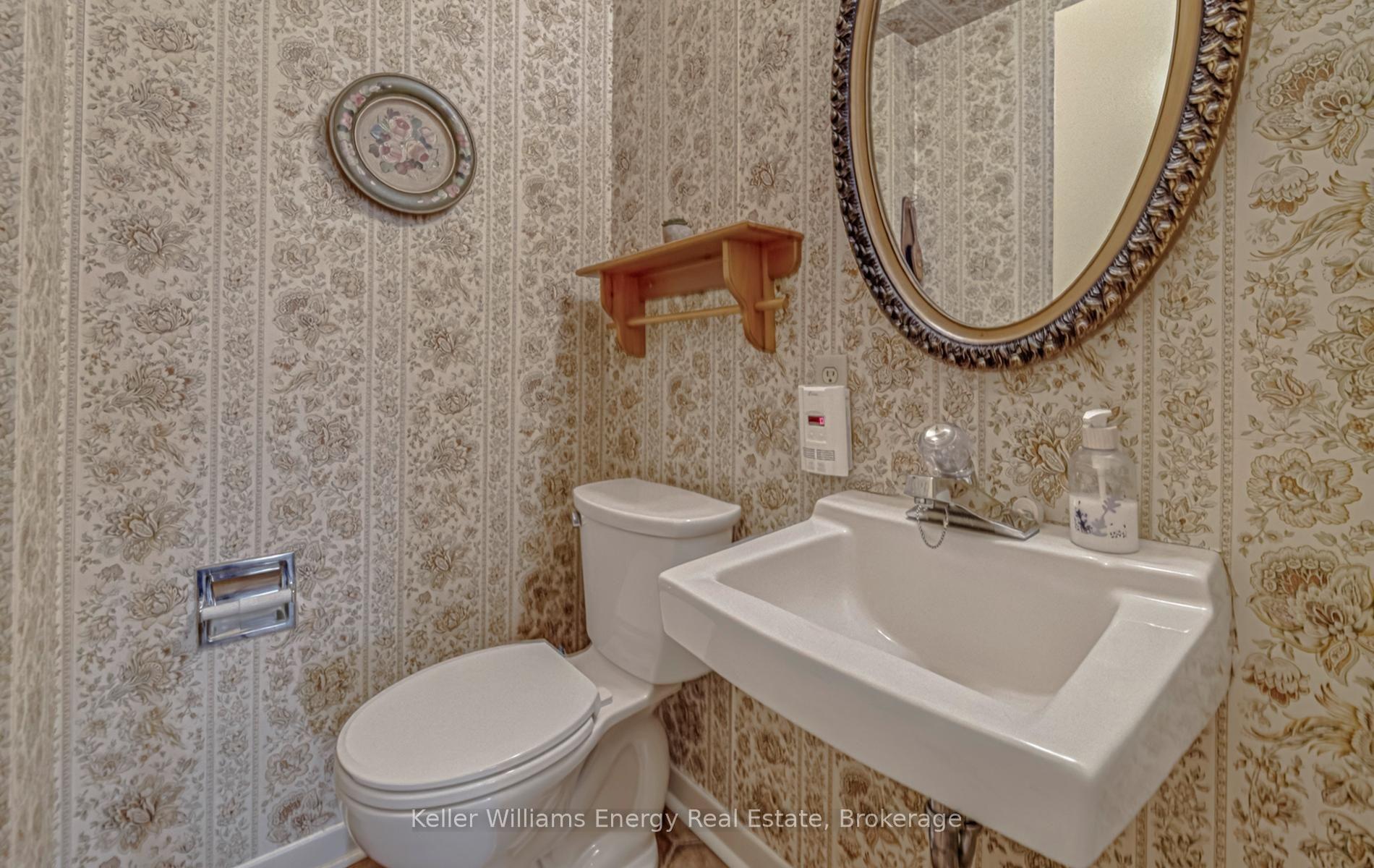 Photo 14 of 46 Croach Crescent, Scarborough, Agincourt North — HOMEH