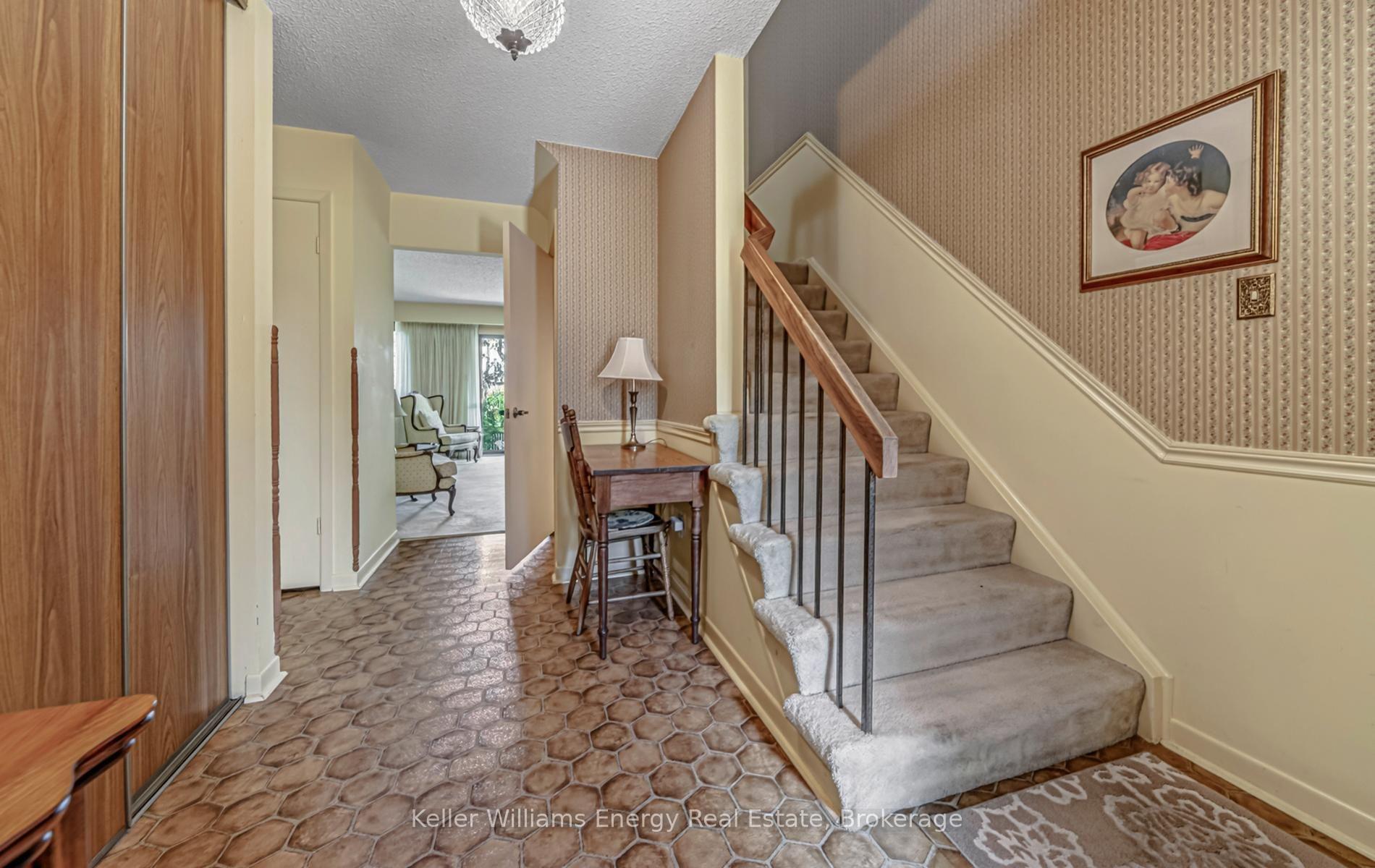 Photo 15 of 46 Croach Crescent, Scarborough, Agincourt North — HOMEH