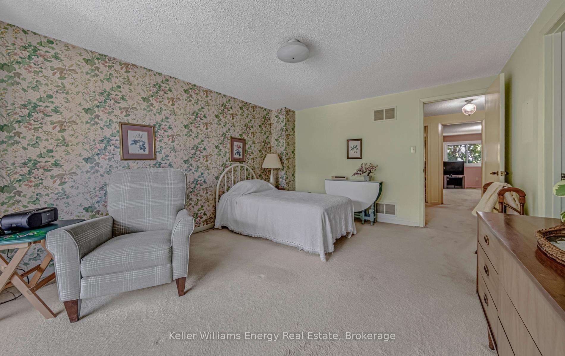 Photo 29 of 46 Croach Crescent, Scarborough, Agincourt North — HOMEH