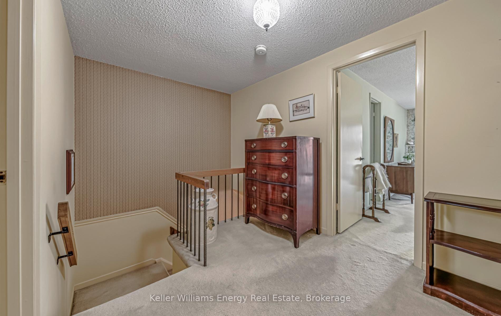 Photo 32 of 46 Croach Crescent, Scarborough, Agincourt North — HOMEH